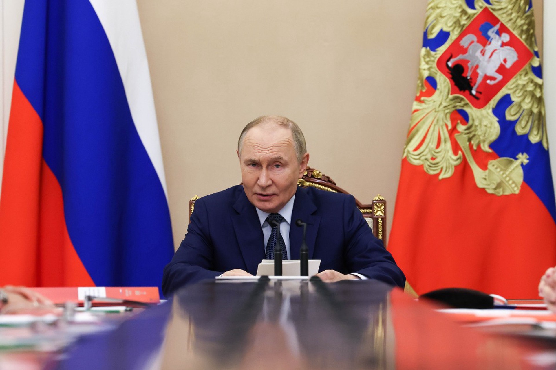 Политолог объяснил, на какую слабость США указал Путин в ходе совещания с Совбезом