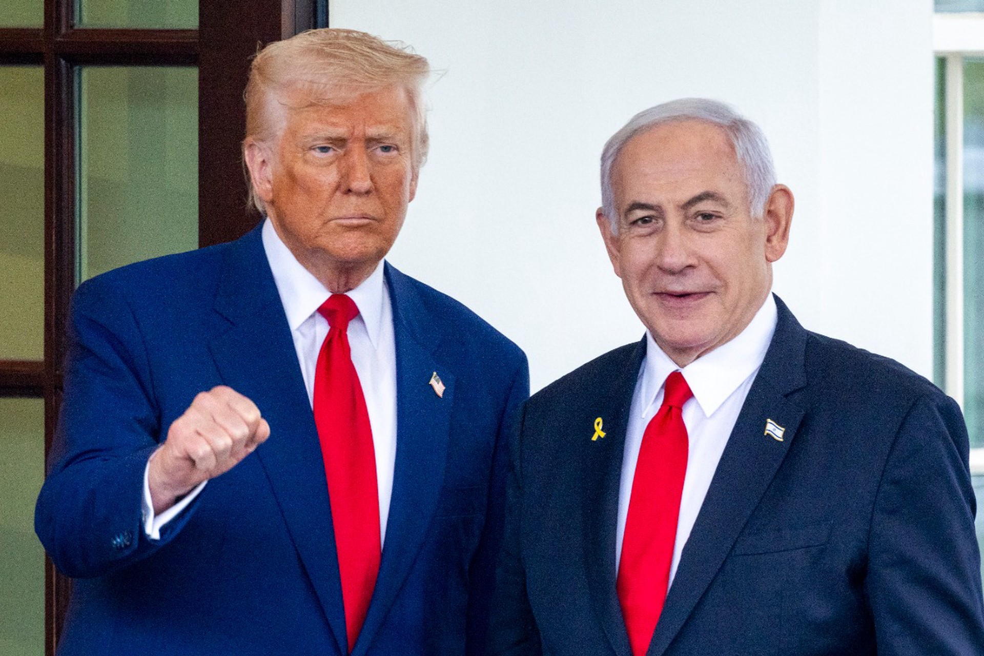 Галопом по Европе: почему Нетаньяху пугает Стармера фигурой Трампа