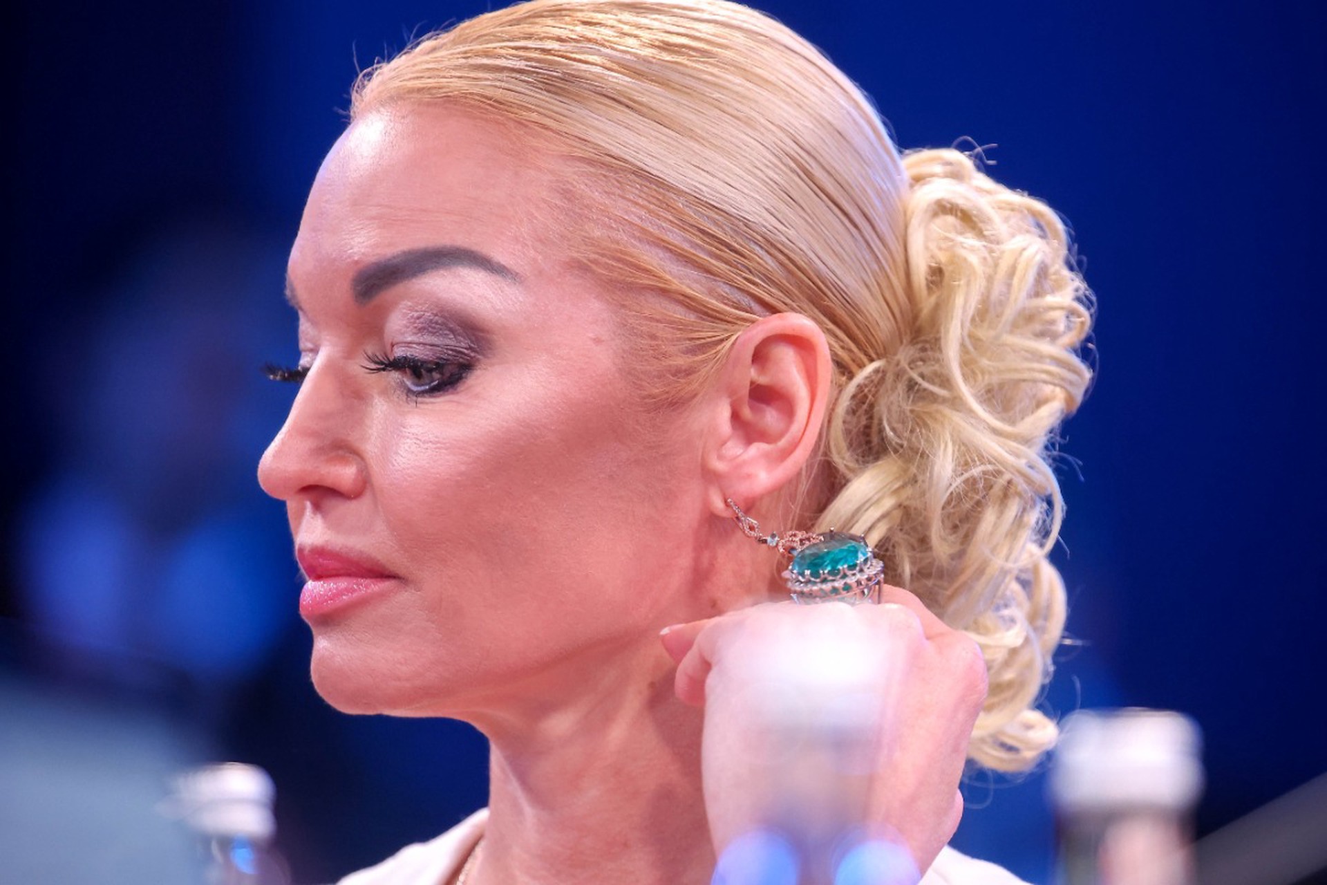 Анастасия Волочкова рассказала, на что готова за 300 тыс. рублей