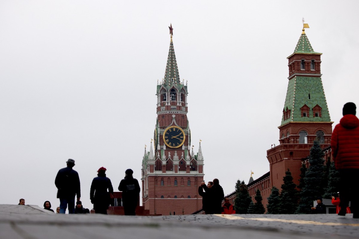Перекрасить Московский Кремль предложил известный дизайнер