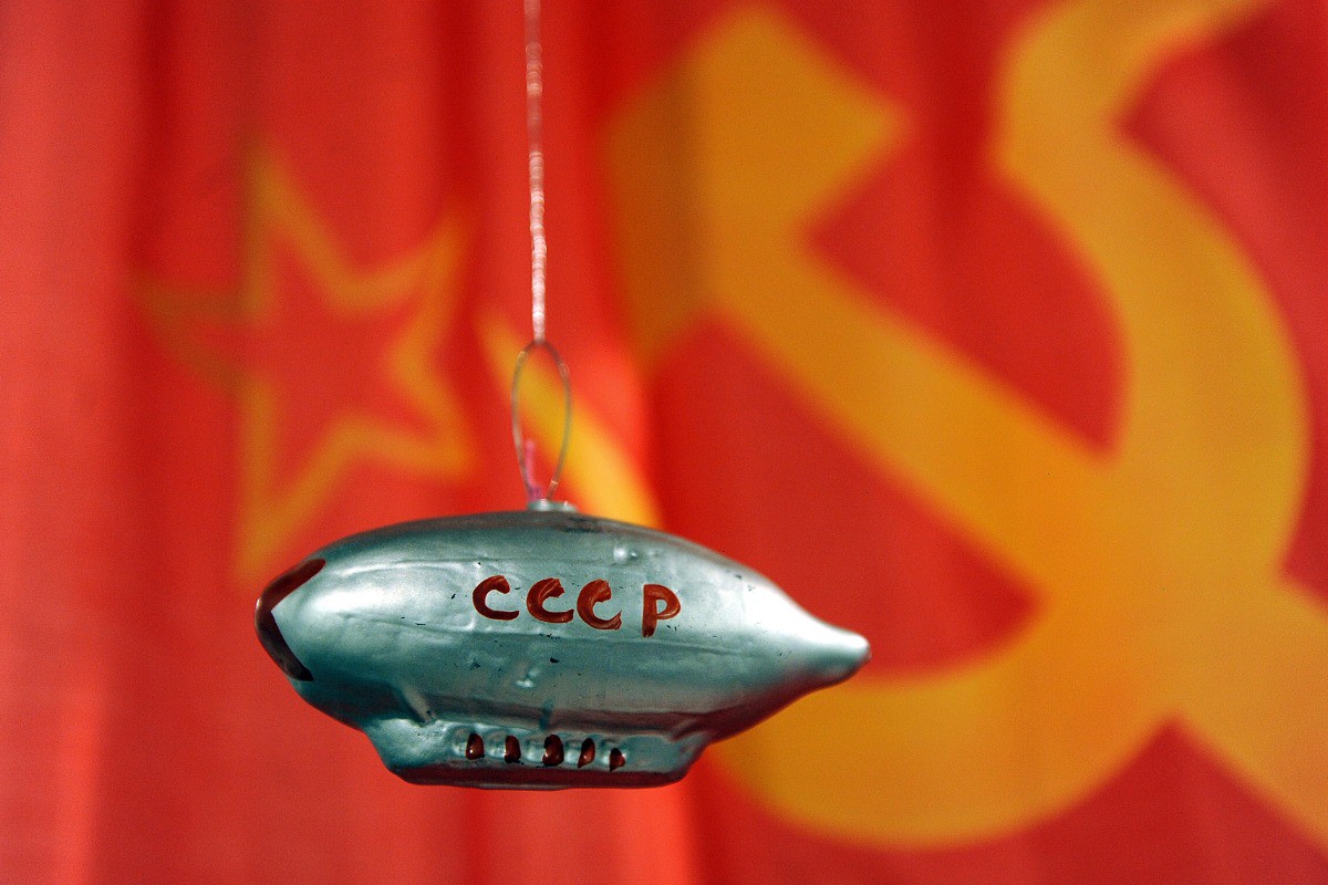 Как встречали Новый год в коммуналке: история особой советской атмосферы