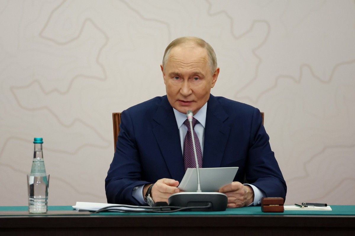 Путин одобрил идею запрета продажи вейпов