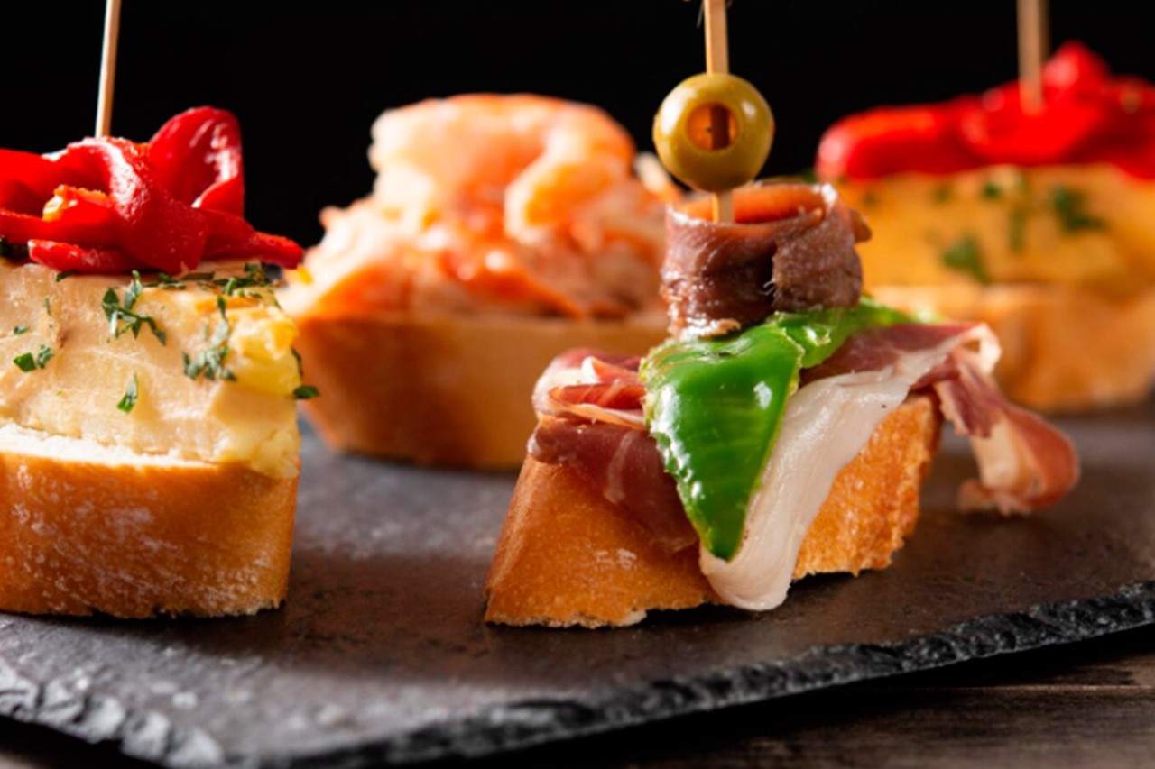 Бюджетный шик: как накрыть стол по-светски, не разоряясь