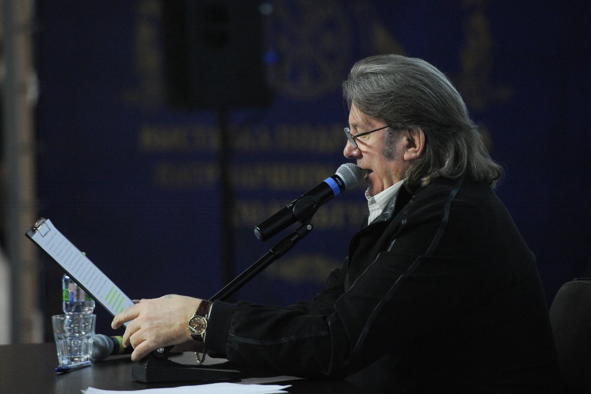 Лоза рассказал, как чуть не лишился головы во время концерта