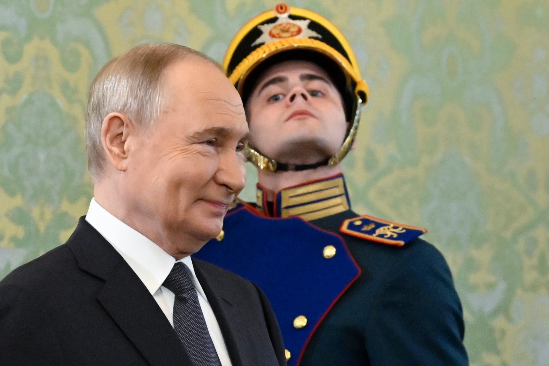 В Кремле рассказали, как Путин проведет день рождения