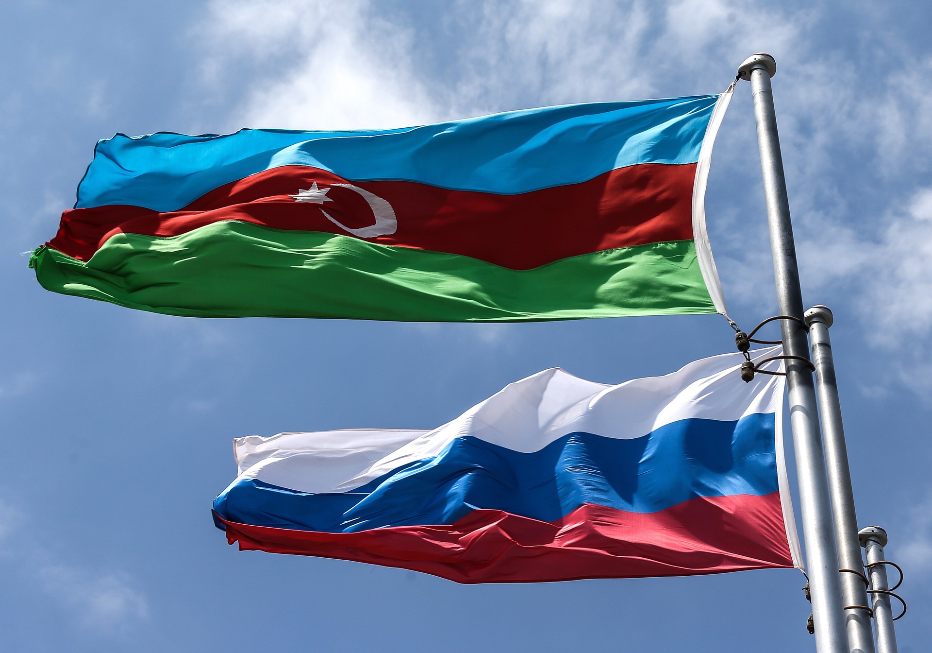 Политолог объяснил, когда могут открыть сухопутную границу между Россией и Азербайджаном