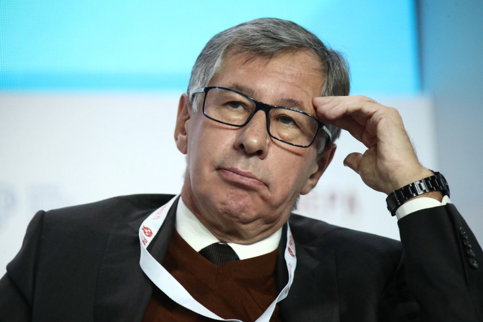 Без объяснения причин: россиянину Петру Авену оставили его латвийский паспорт