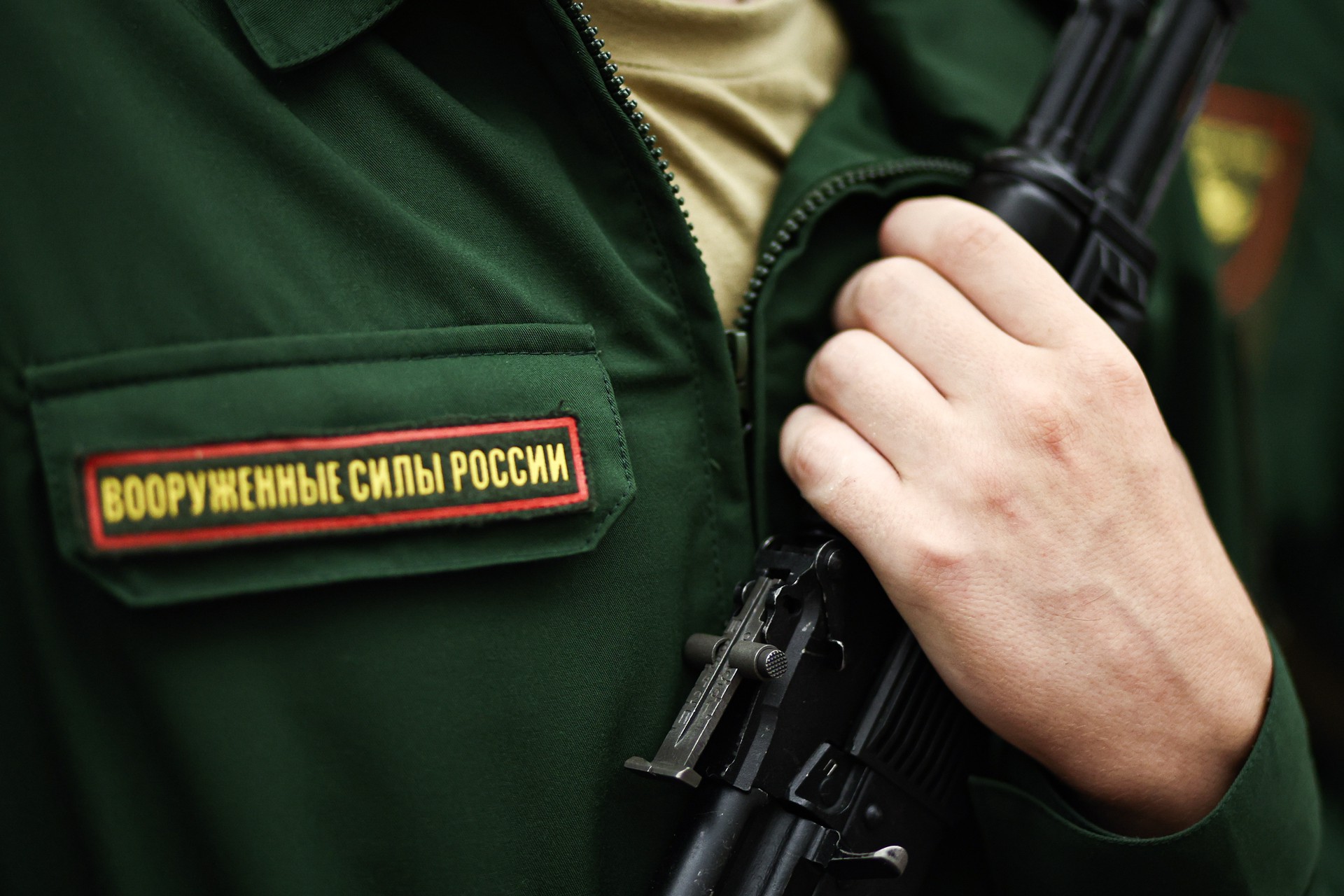 Срочник открыл огонь по сослуживцам в Подмосковье
