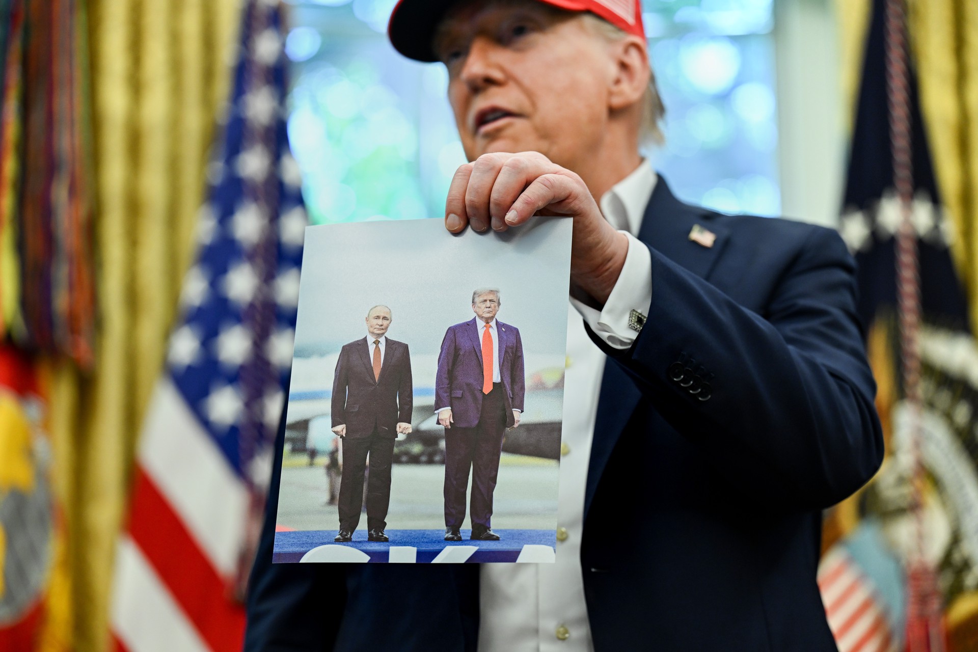 Топоры до времени: почему Трамп позвал Путина в Будапешт и куда позовет в следующий раз
