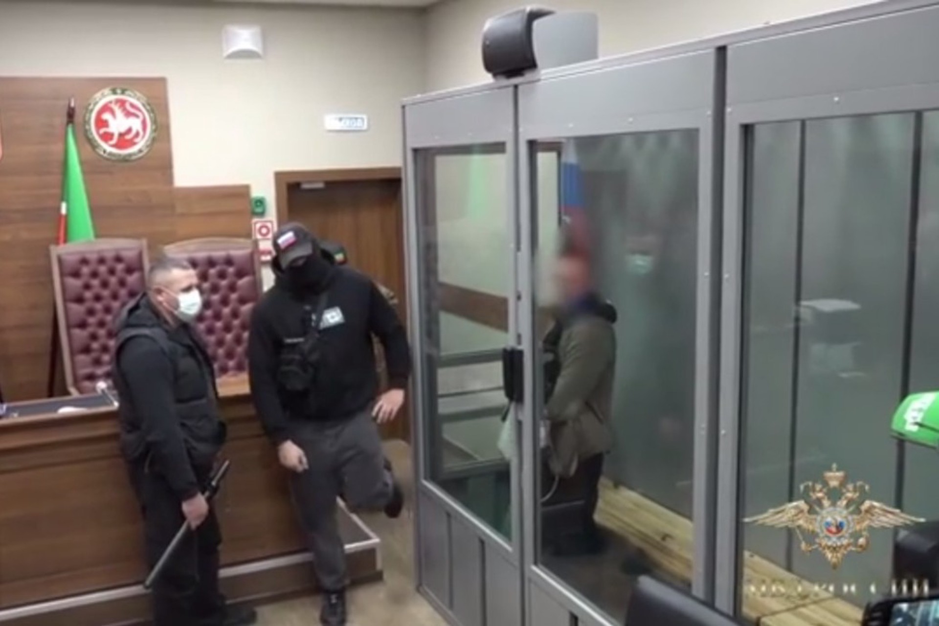 Число задержанных за покушение на жену бизнесмена в Казани достигло пяти
