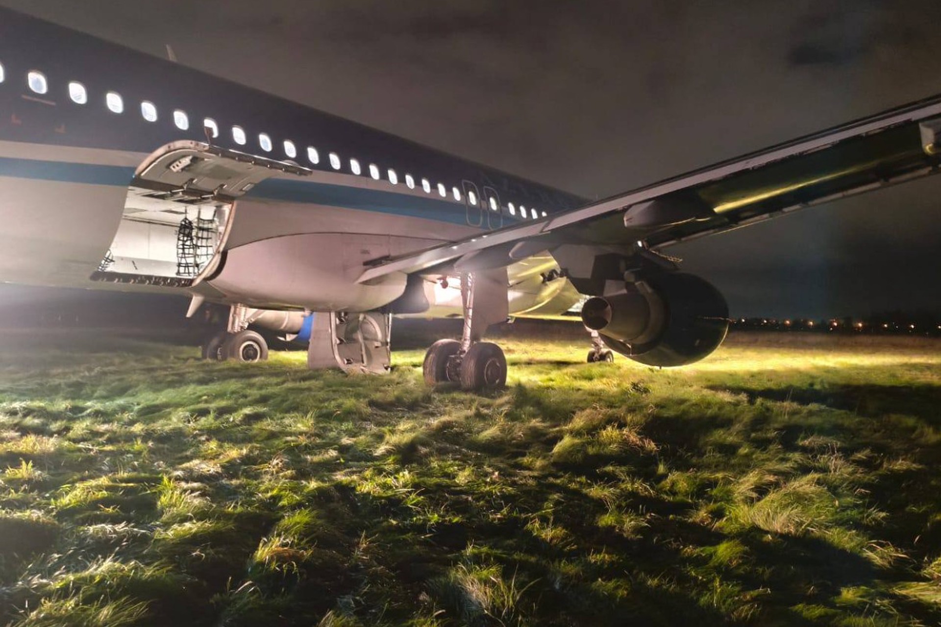 Причиной аварийной посадки Airbus А320 в Пулкове стала неисправность шасси