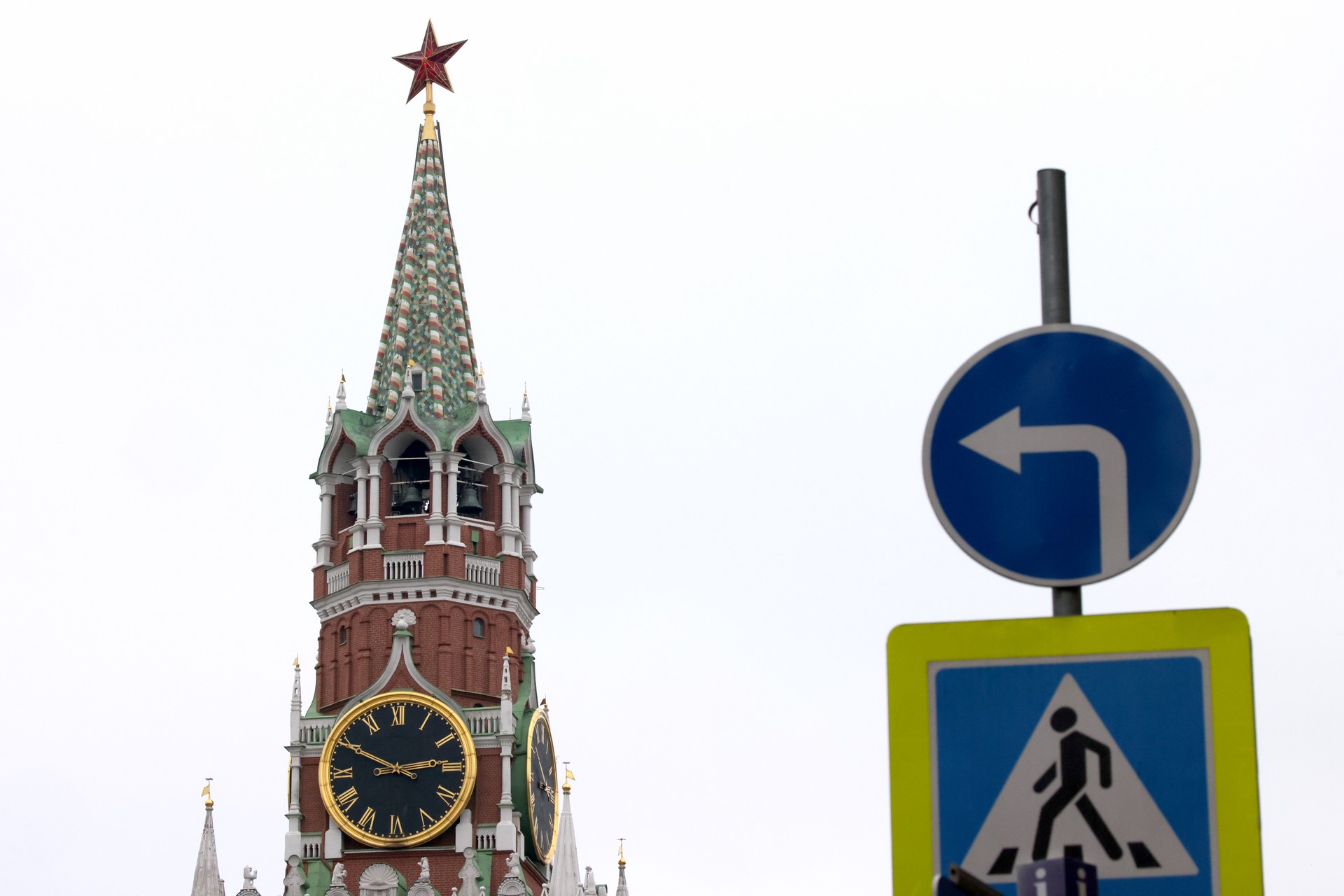 В России появятся десятки новых дорожных знаков