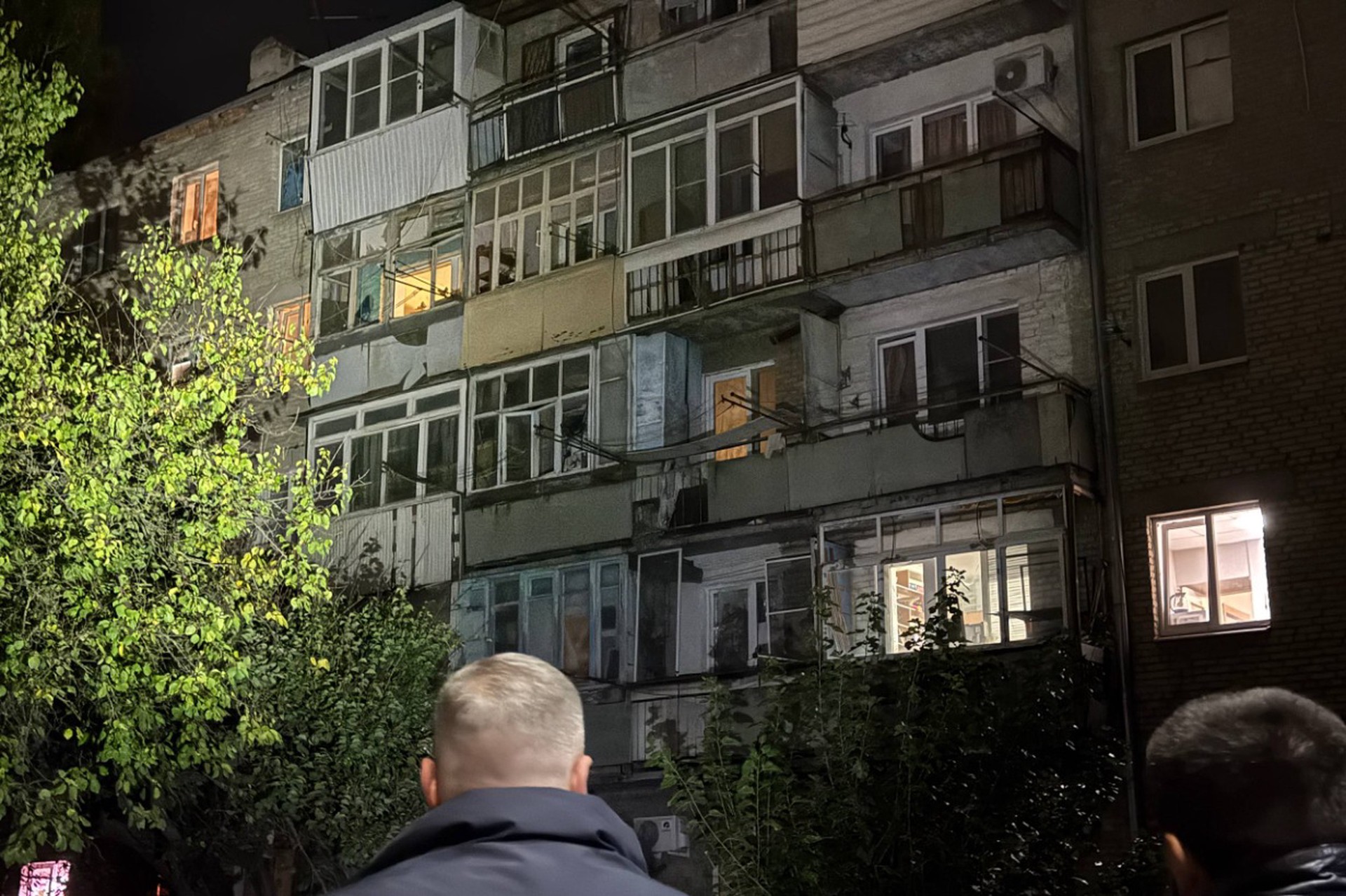 Ударами дронов ВСУ по Батайску повреждена 131 квартира