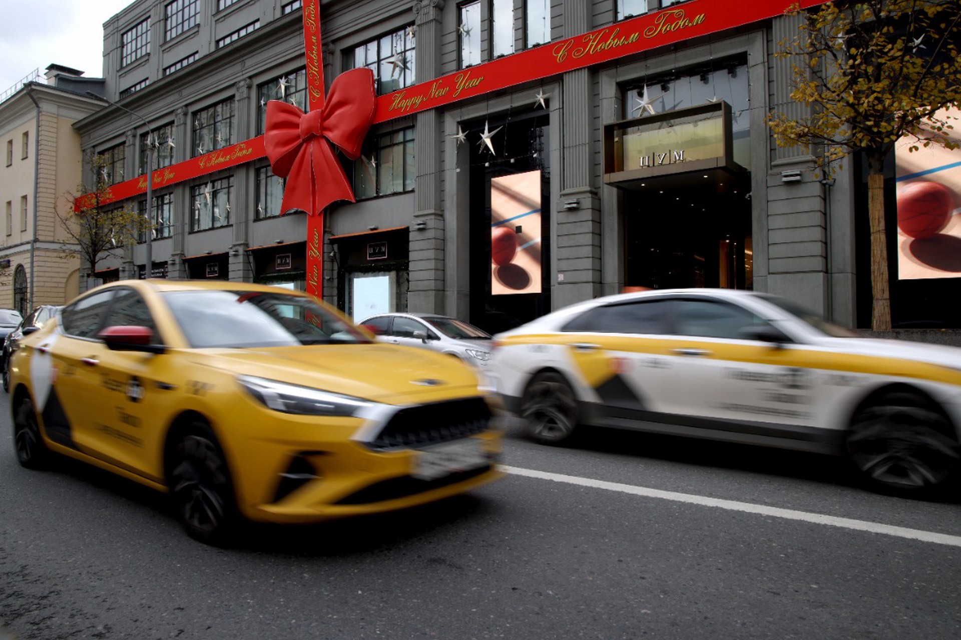 Установить квоту для самозанятых в такси предложили в Госдуме