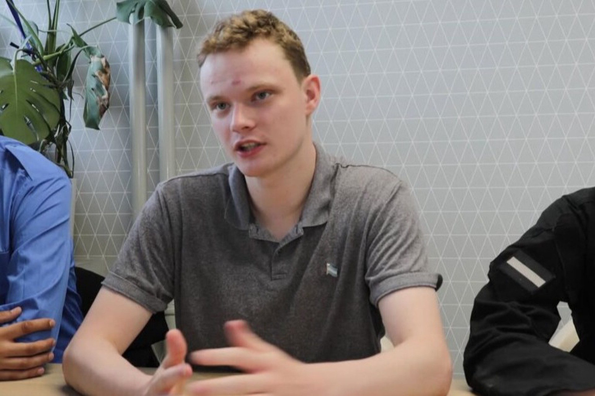 Новую страну в Европе основал 20-летний зумер