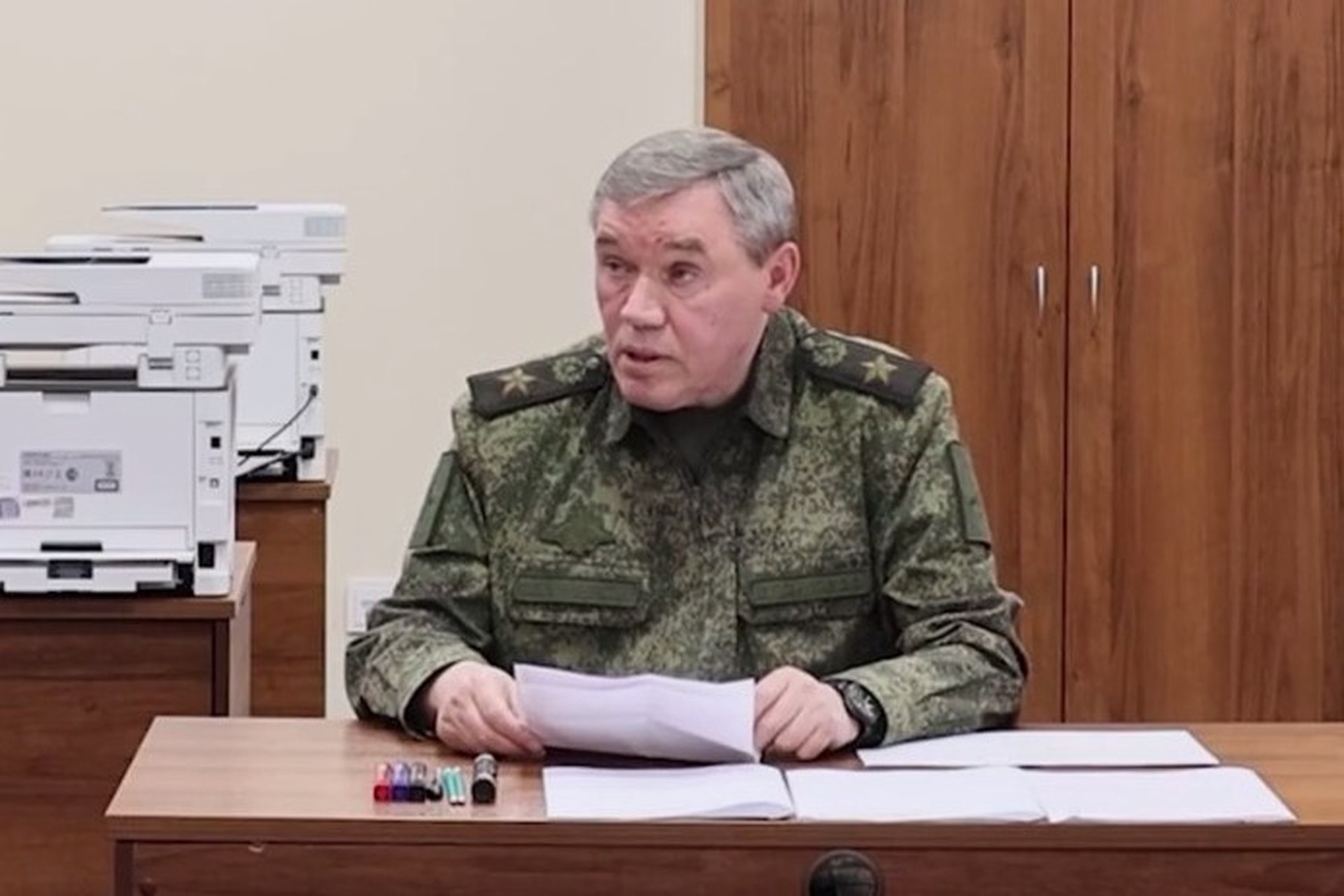 Герасимов объявил об окружении Купянска