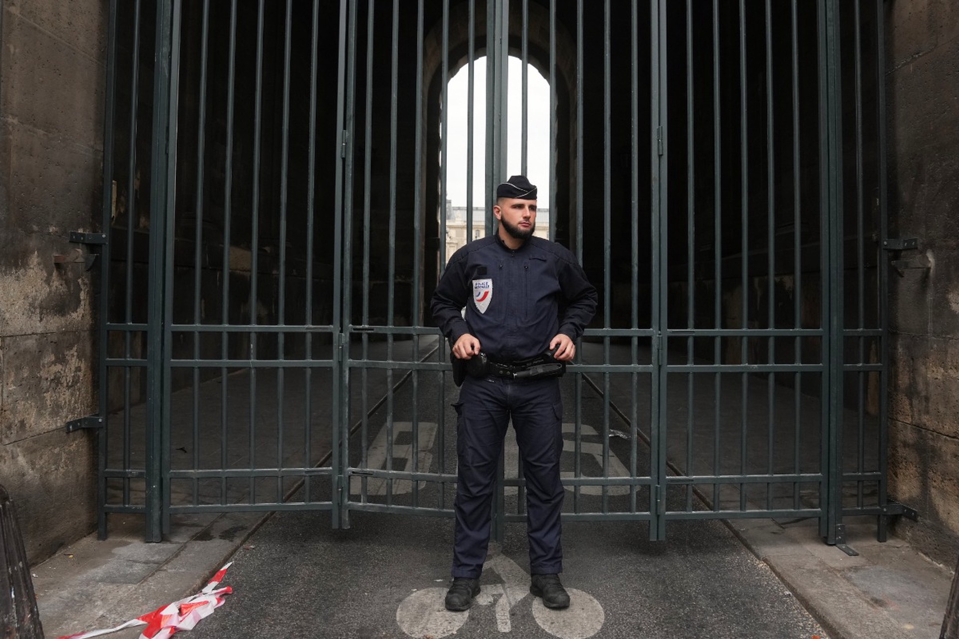 Задержан подозреваемый в ограблении Лувра