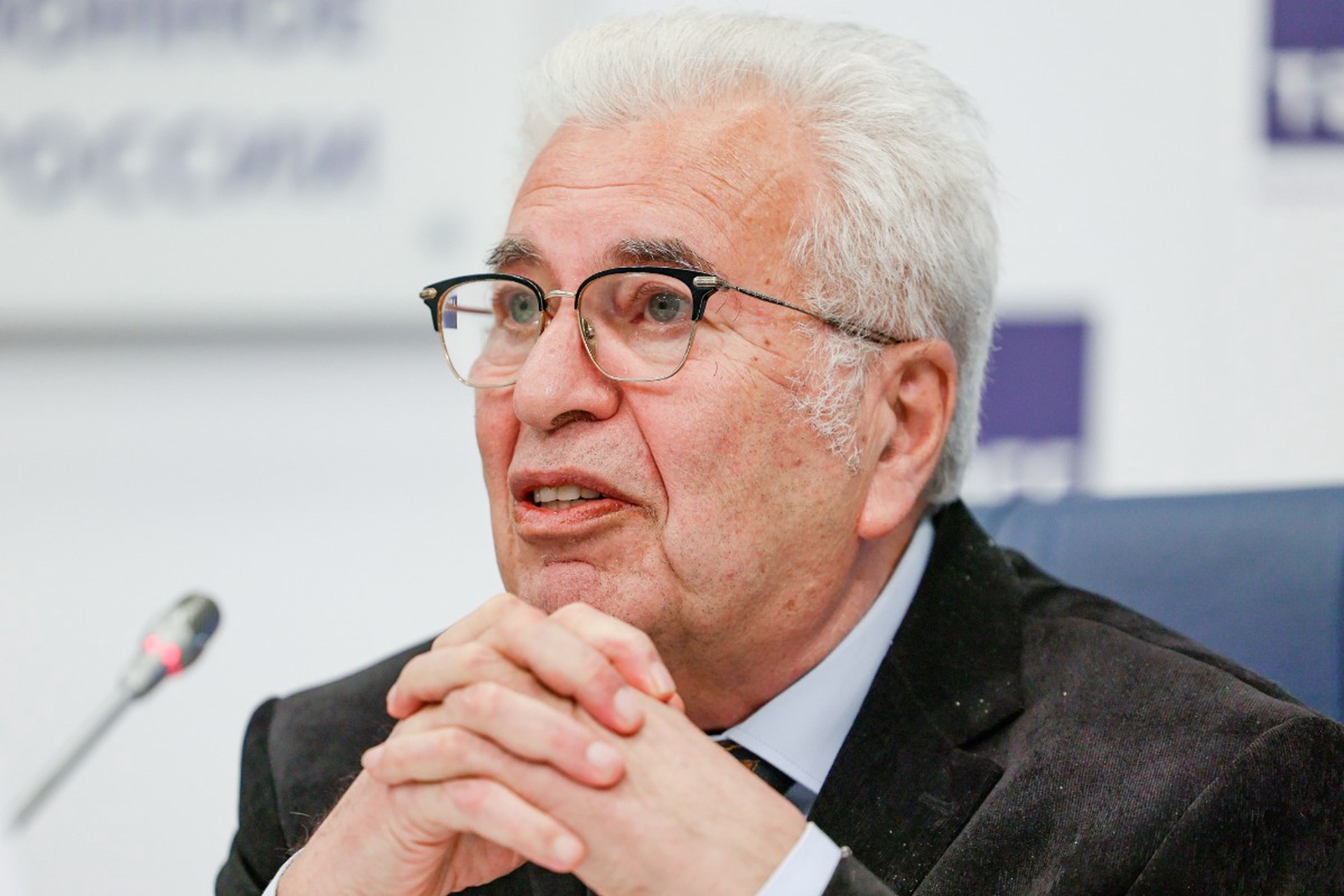 Заслуженный учитель России предостерег от шведского стола для школьников из-за рисков ожирения