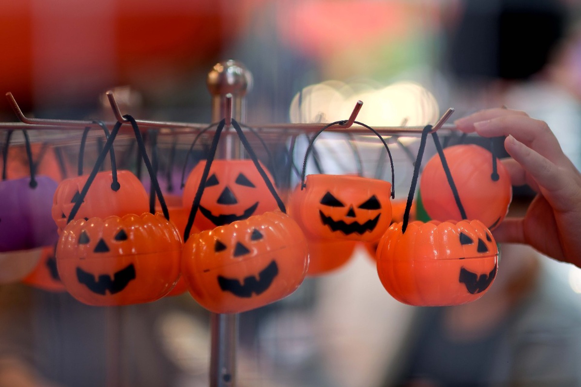 Юрий Антонов высказался против празднования Хеллоуина