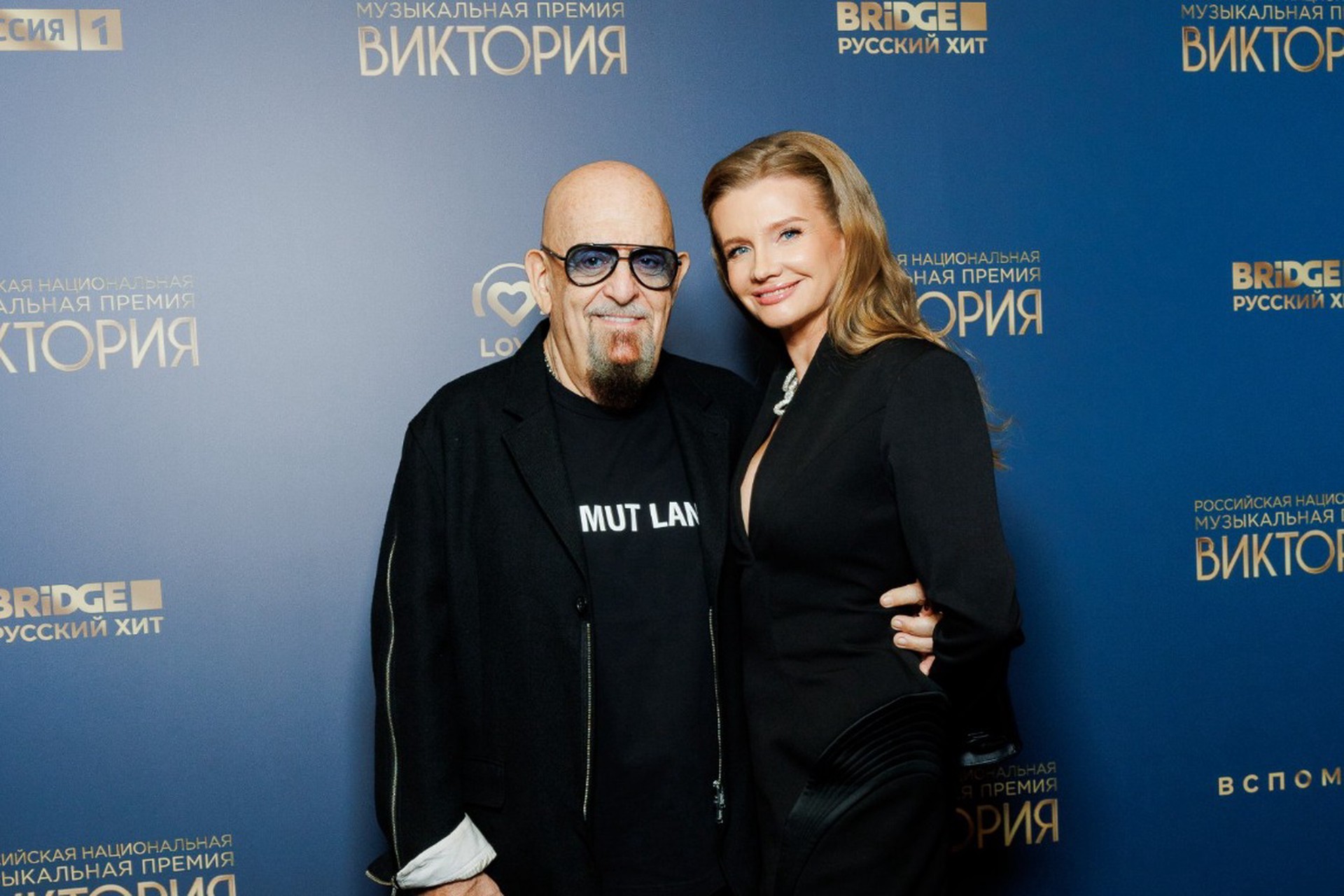 Михаил Шуфутинский подтвердил тайную женитьбу на танцовщице Светлане Уразовой