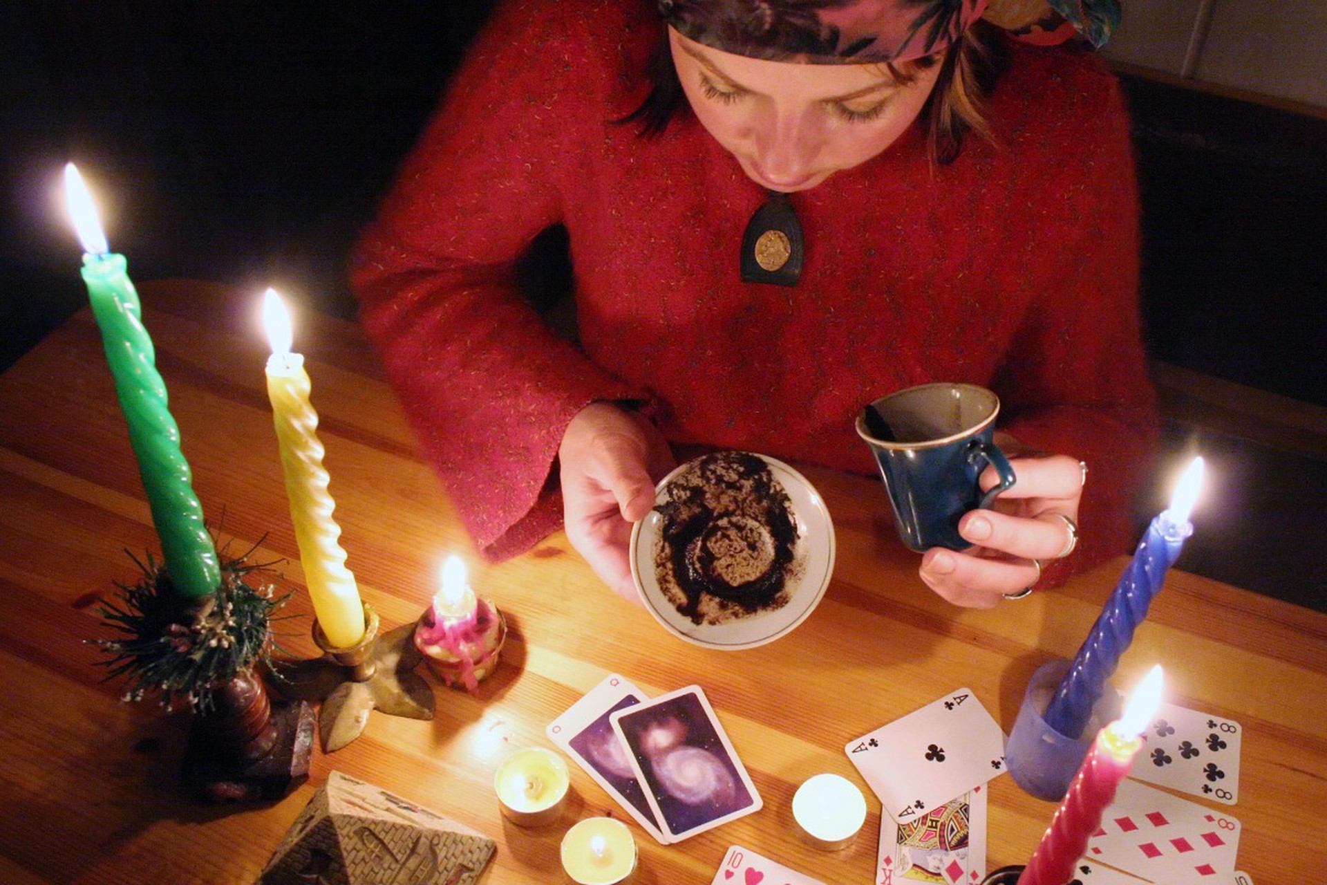 День гадания на кофейной гуще: простой способ узнать будущее