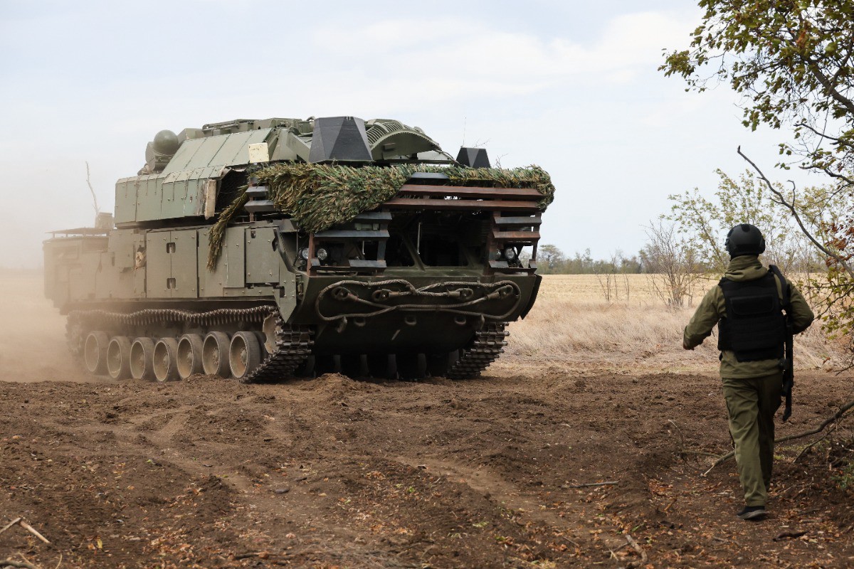 Раненый боец спас двух товарищей под огнем в Запорожской области