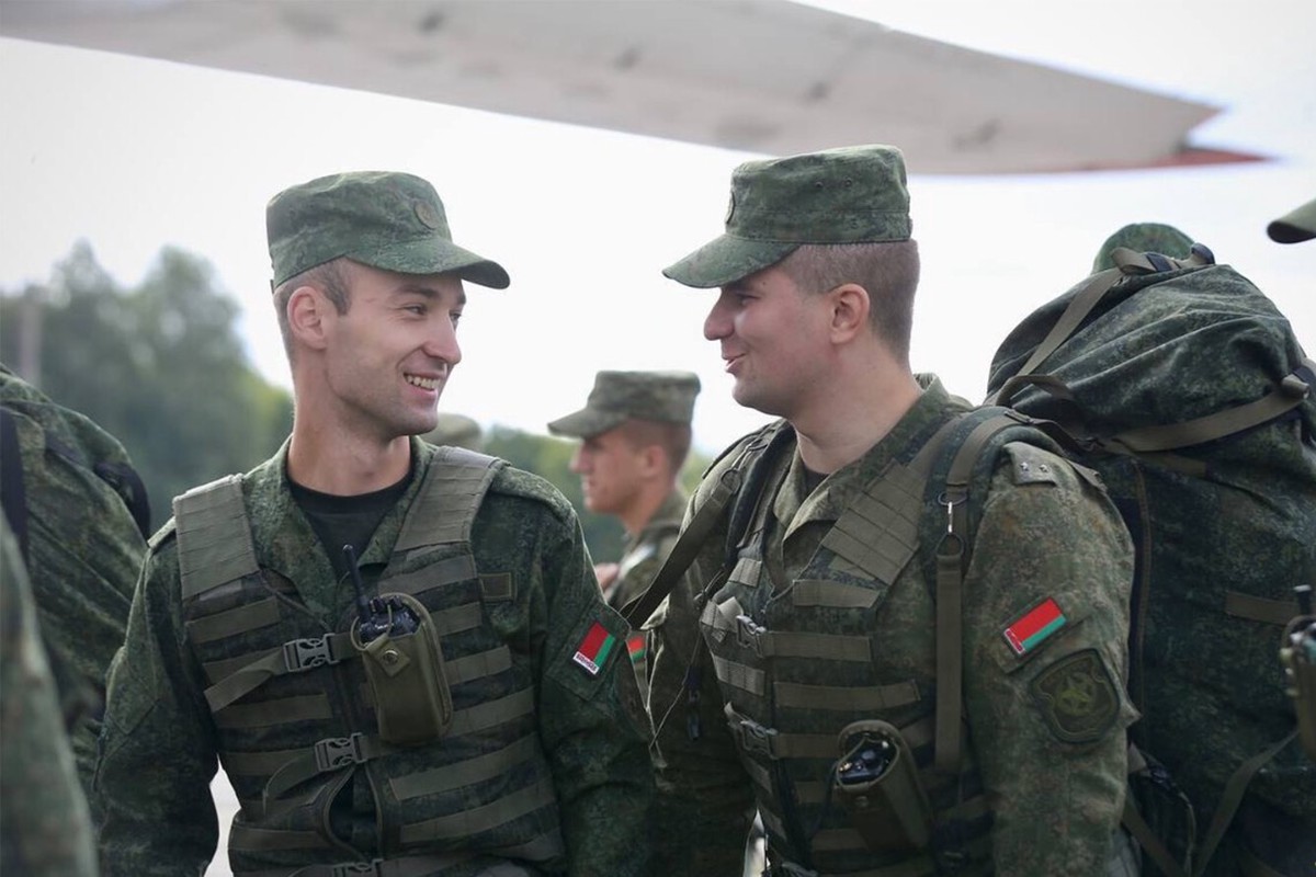 Белоруссия готова разместить миротворцев на Украине