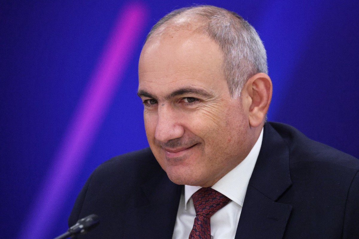 Пашинян тайно раздал многомиллионные премии чиновникам 