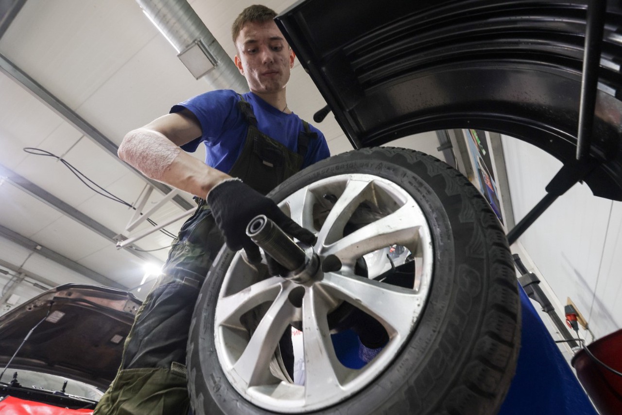 Рост утильсбора, пересчет выплат, изменение правил отсрочки: что изменится в жизни россиян с 1 декабря