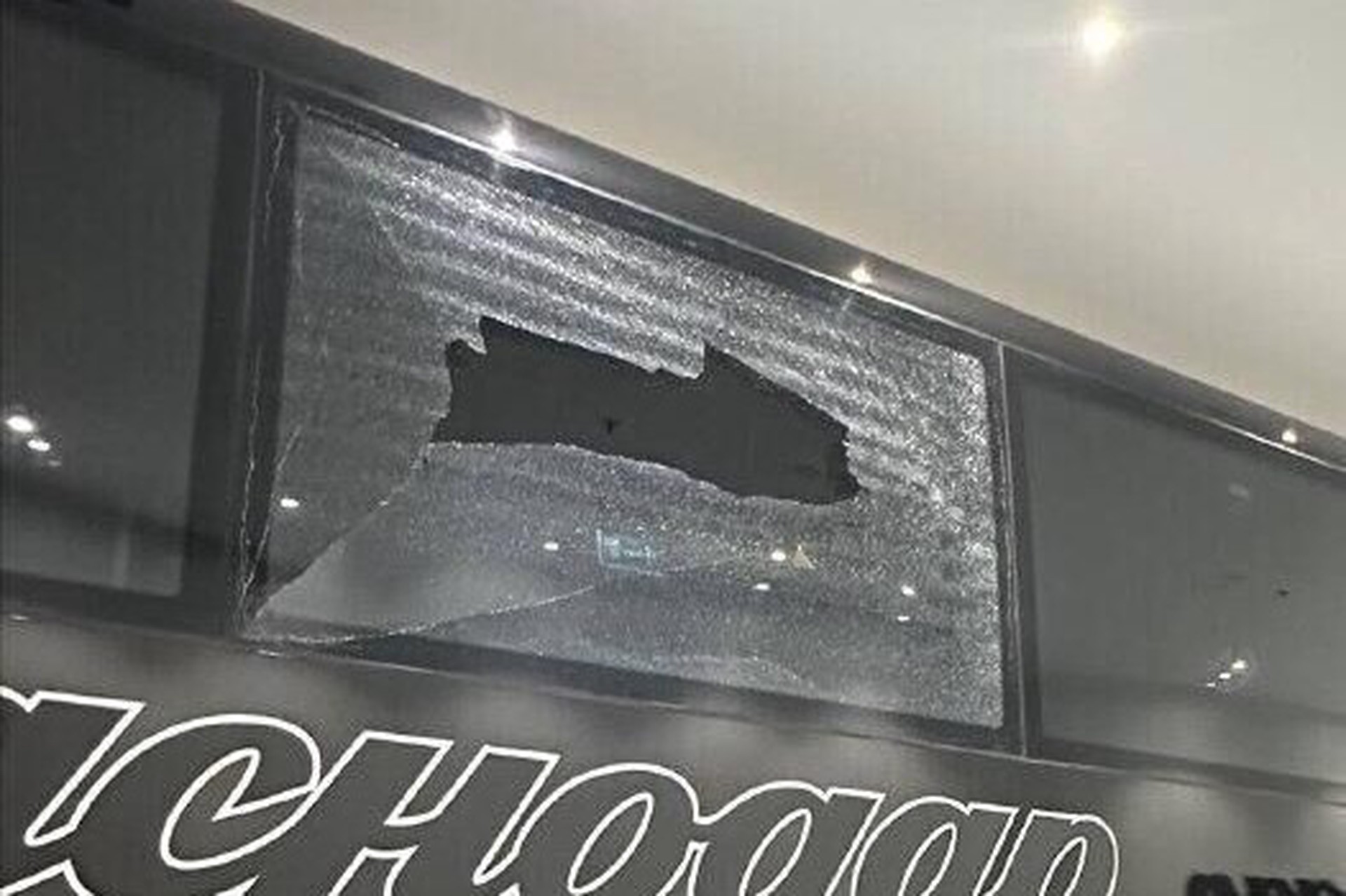 Автобус «Спартака» разбили перед матчем с «Краснодаром»