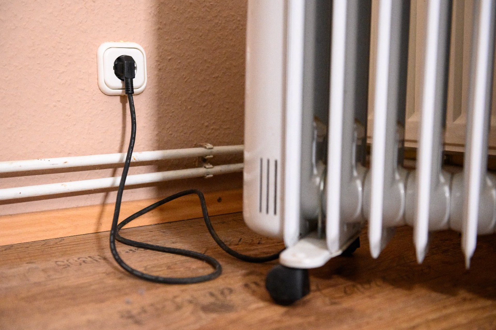 Частая ошибка при использовании обогревателей может привести к пожару, предупредил эксперт