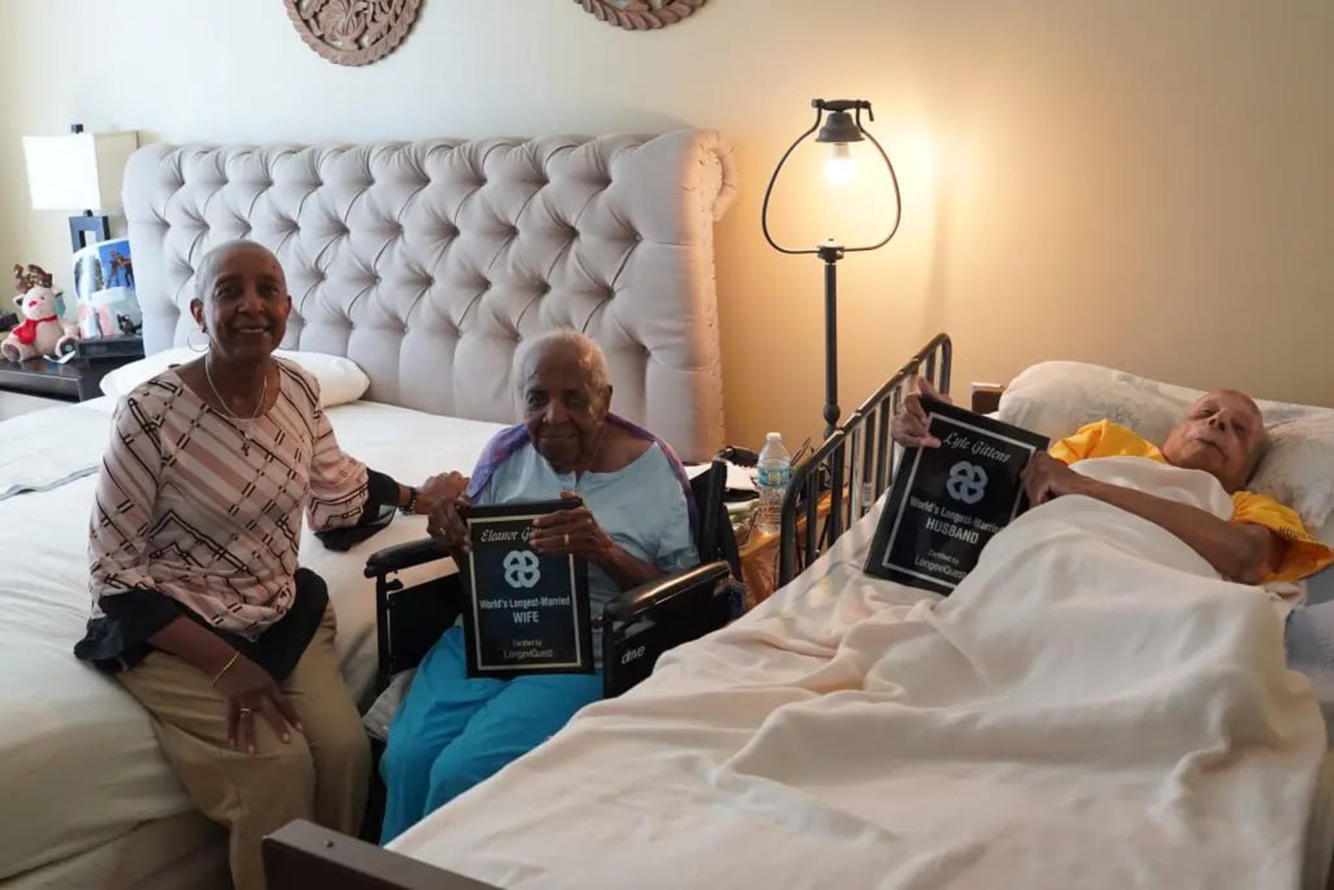 Cамую старую супружескую пару внесли в Книгу рекордов Гиннесса