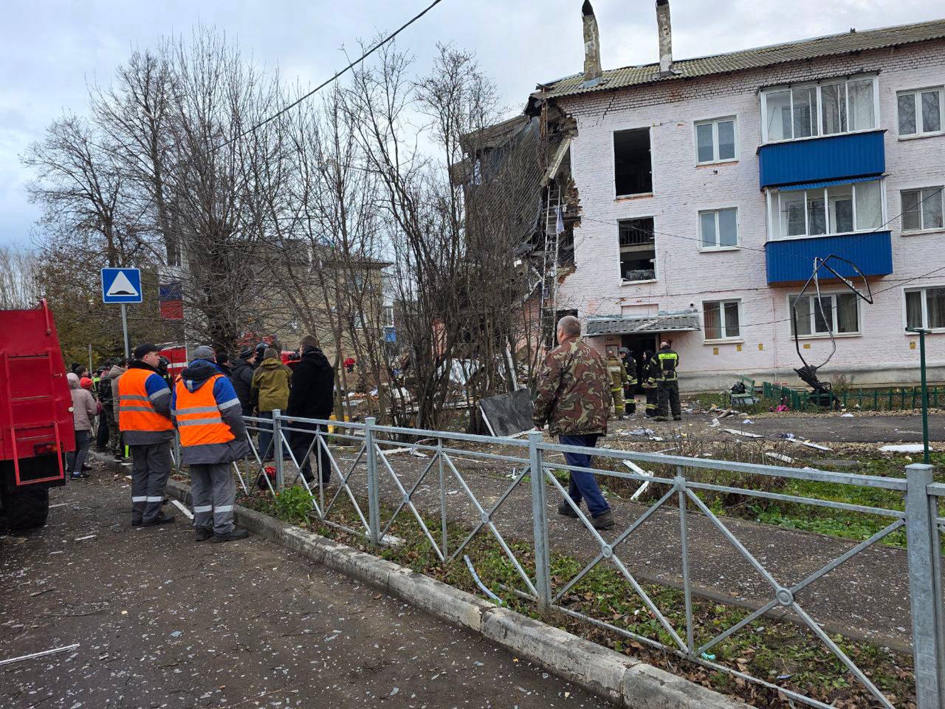 Число пострадавших при обрушении дома в Куркине выросло до четырех