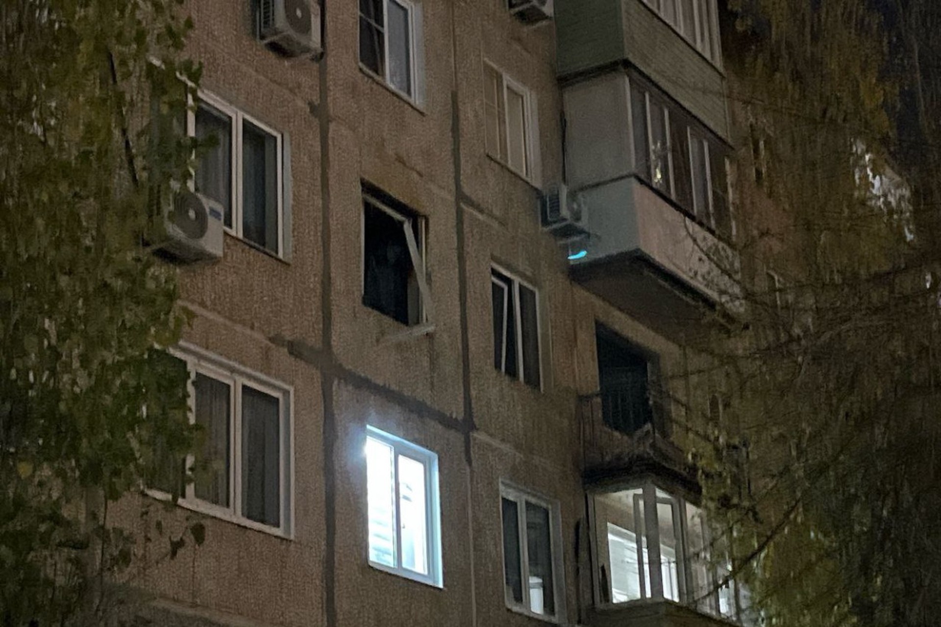 Взрыв самогонного аппарата убил человека и ранил еще двоих