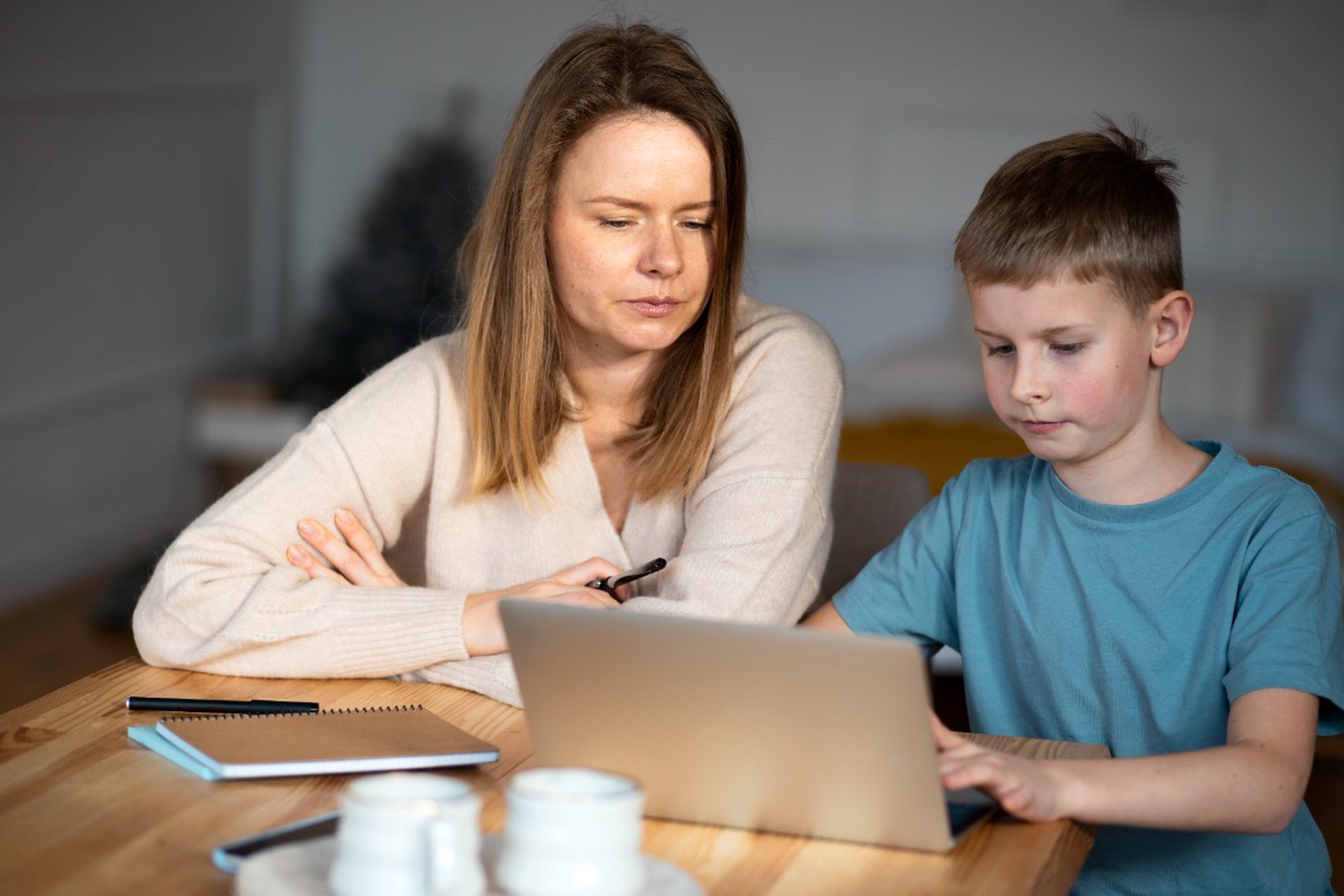 Россиянам рассказали, как быть со взрослым несамостоятельным ребенком