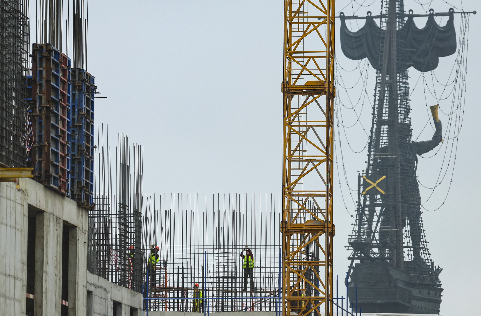 Рабочие – сила: почему России потребовались трудовые мигранты из стран Южной Азии