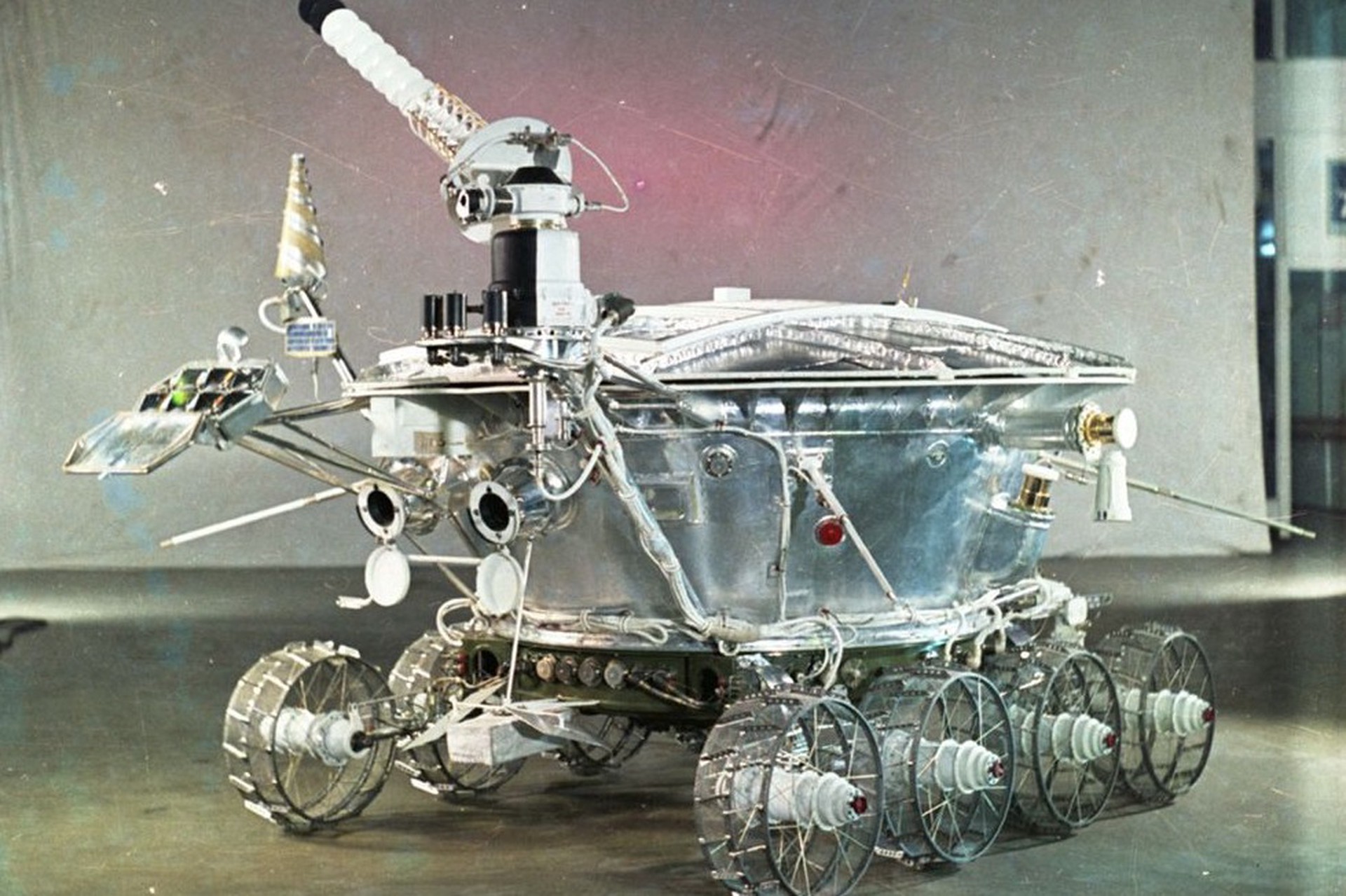 Им не светило: почему американцы могли лишь завидовать советским луноходам