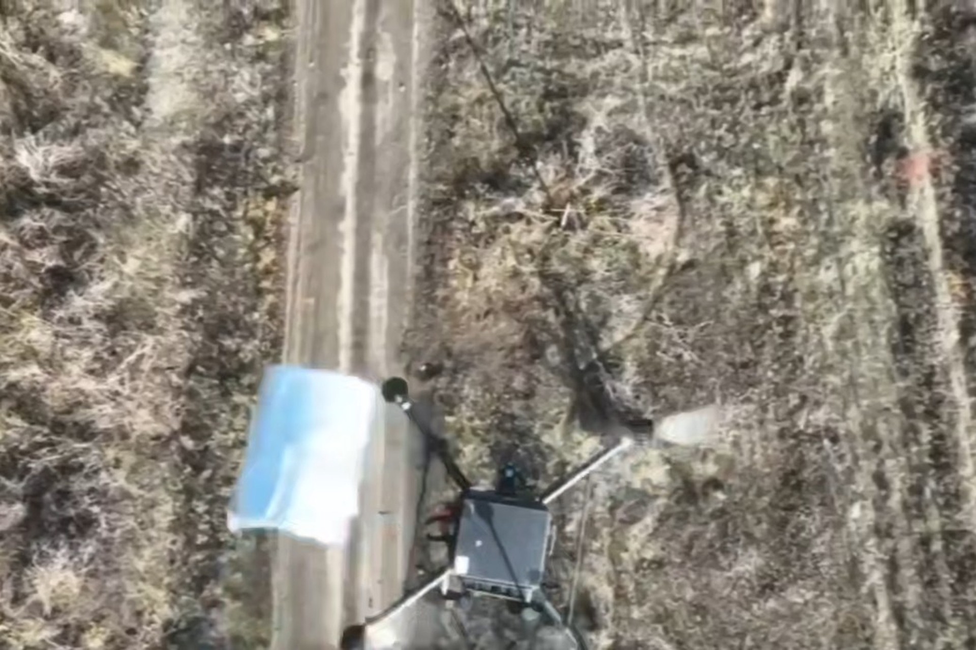 Российский боец банкой тушенки сбил украинский дрон