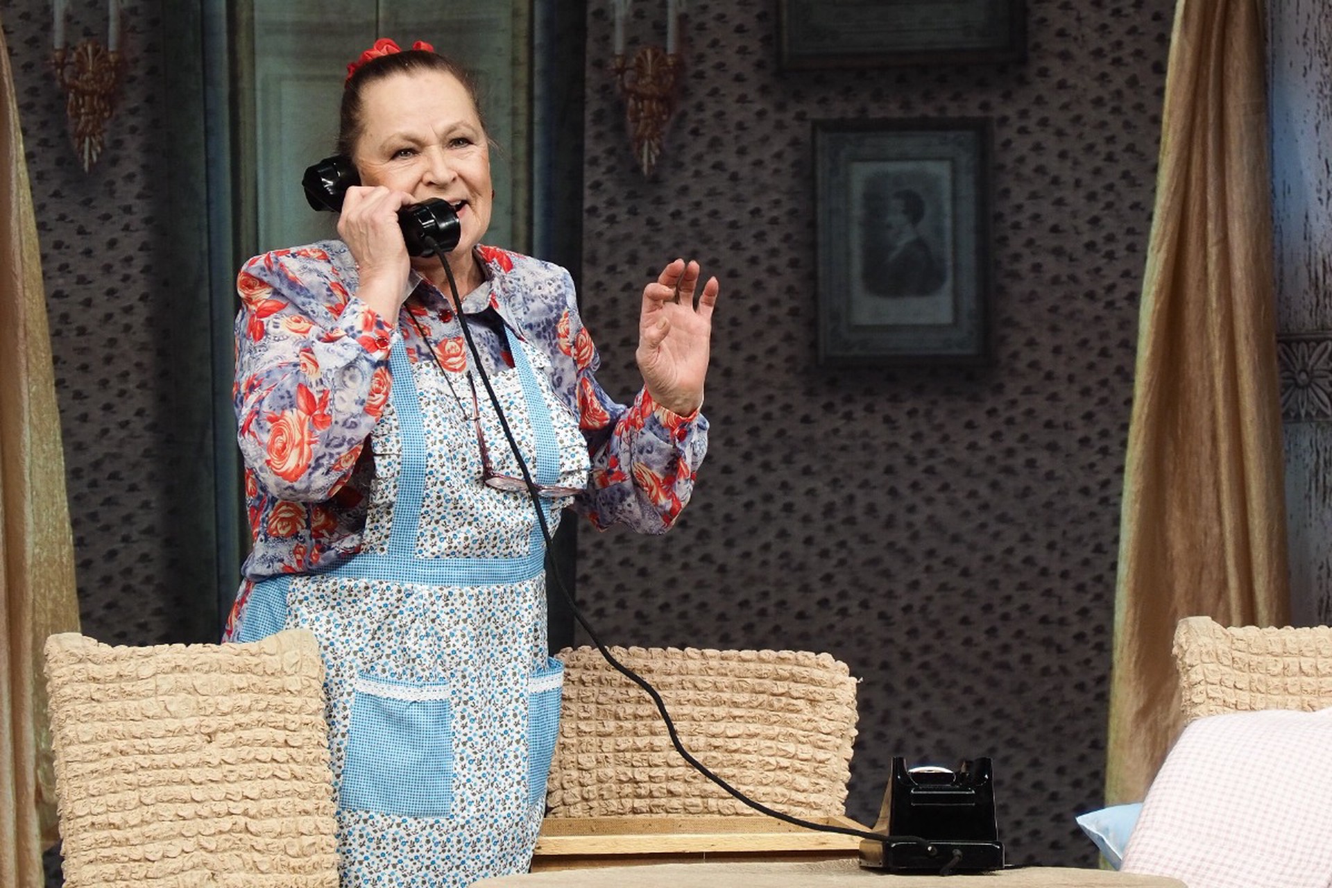 «Хотят нас унизить»: Рязанова отреагировала на регистрацию товарного знака «Москва слезам не верит»