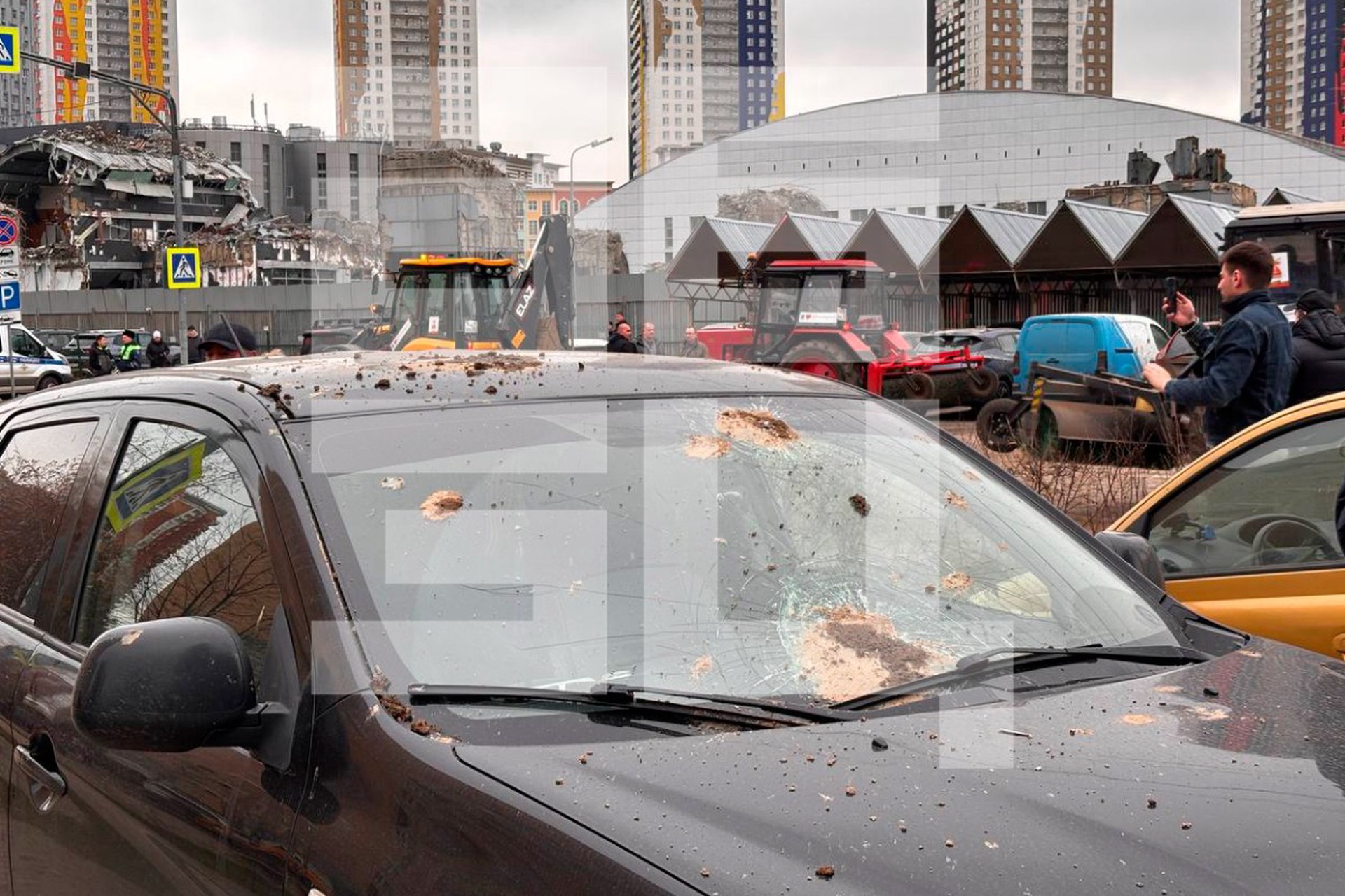 СК возбудил дело после обрушения конструкции «Снежкома» в Красногорске