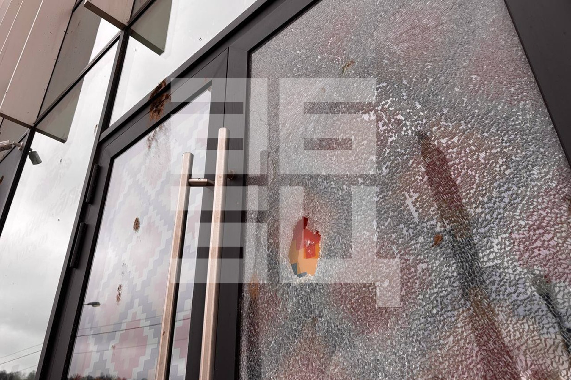 Найден третий пострадавший при обрушении «Снежкома»