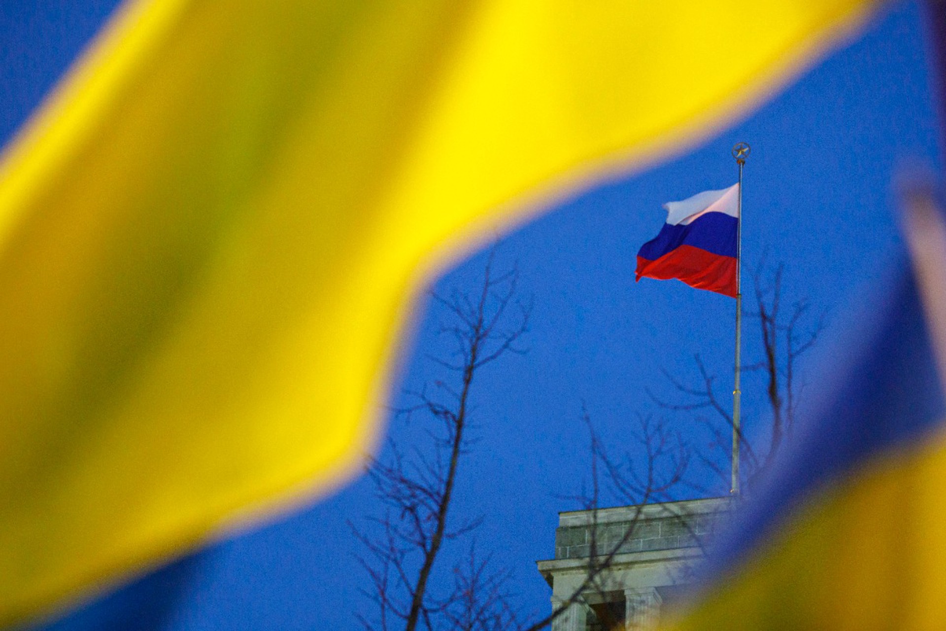 Foreign Affairs: Россия хочет подчинить Украину в три этапа