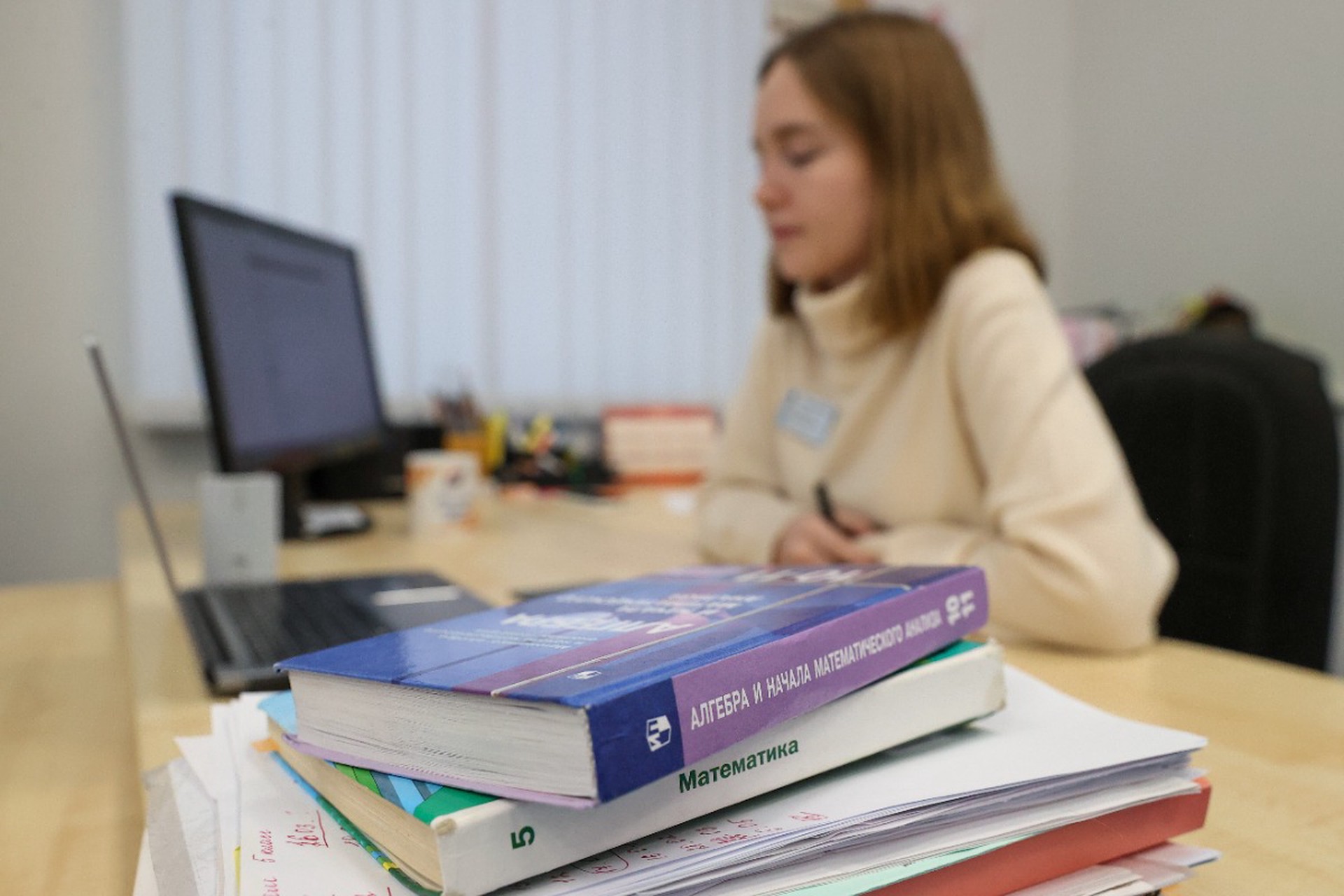 Российских учителей могут наделить статусом неприкосновенности по аналогии с депутатами