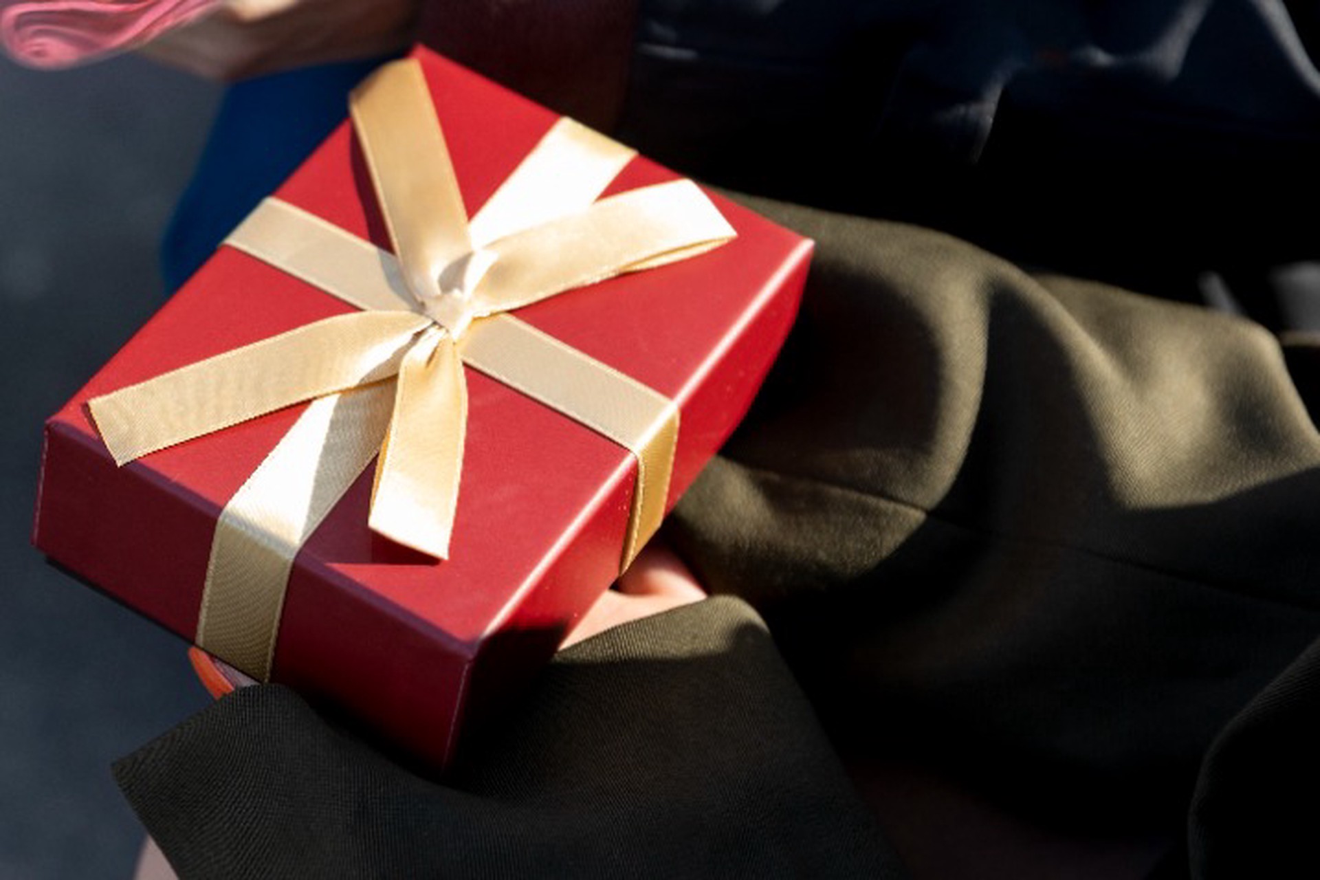 «Сказали, что они новые»: секс-игрушки подарили центру помощи многодетным