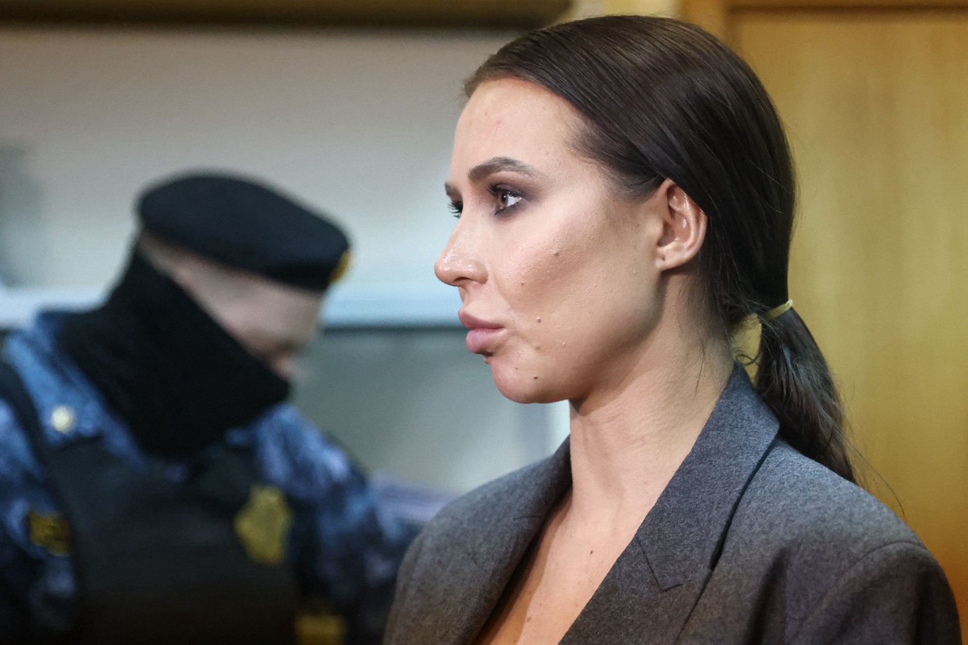 Адвокат рассказал, как блогеру Лерчек изменят срок из-за беременности