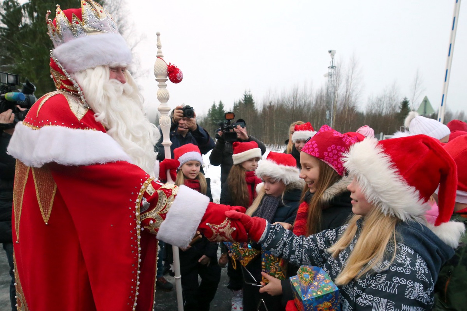 Дед Мороз рассказал, какие подарки дети просят на Новый год