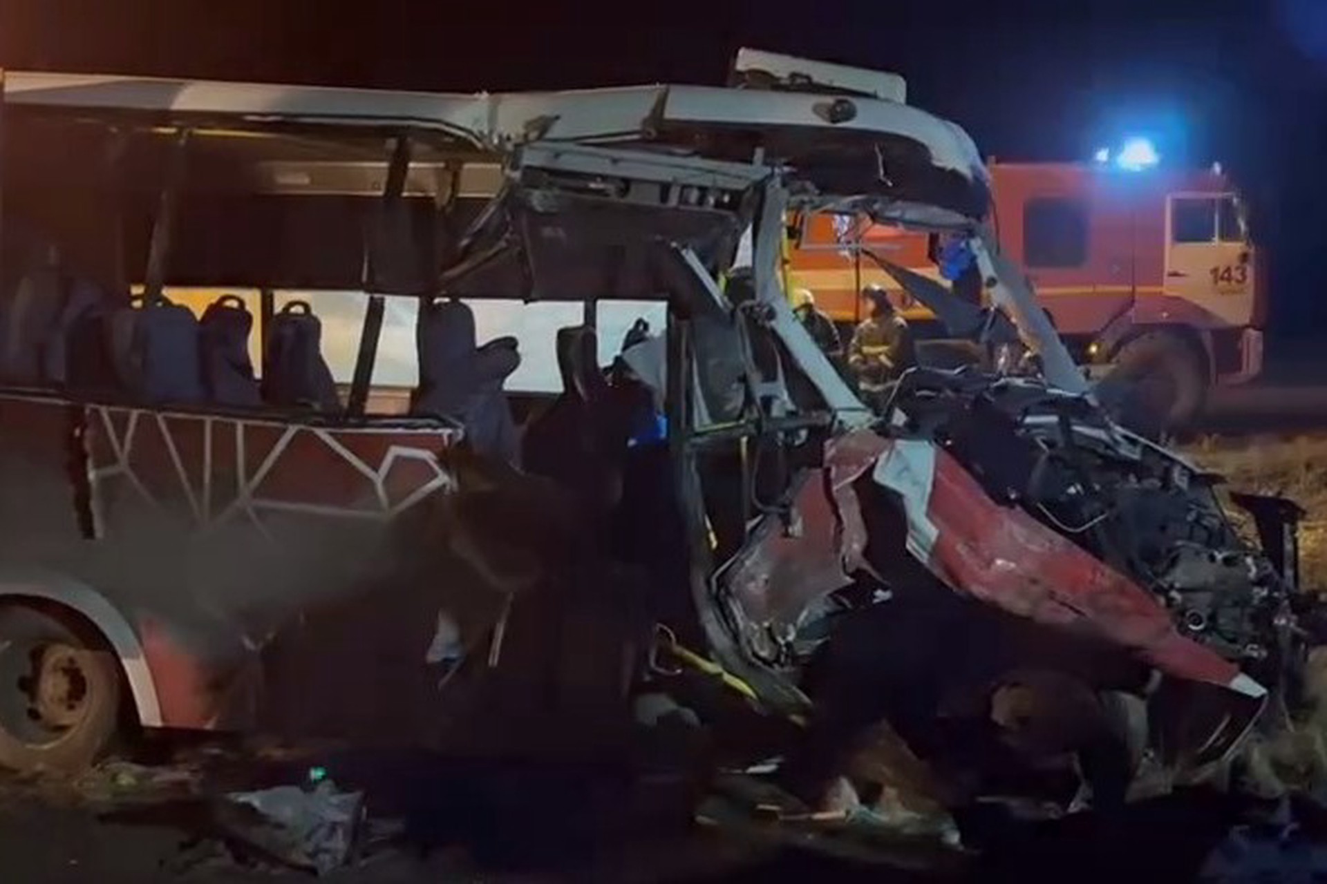 Компенсации выплатят семьям погибших в ДТП с микроавтобусом