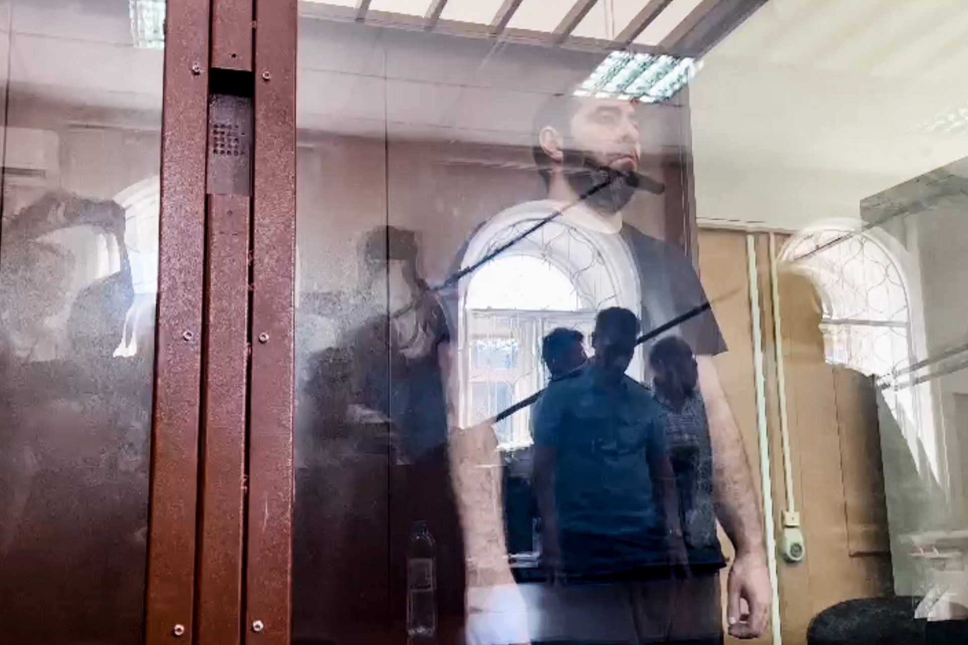 Суд приговорил к пяти годам виновника взрыва на АЗС в Махачкале с 33 жертвами