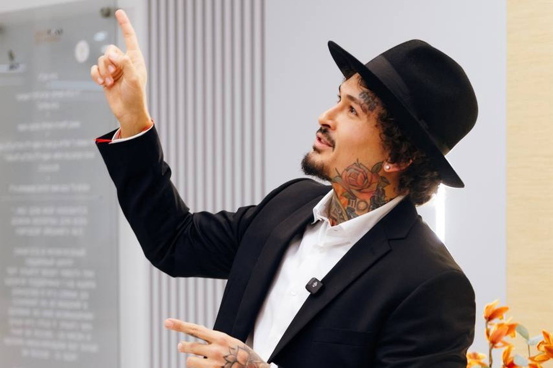 «Проблемы с головой»: признавшегося в исцелении верой Моргенштерна* вывели на чистую воду