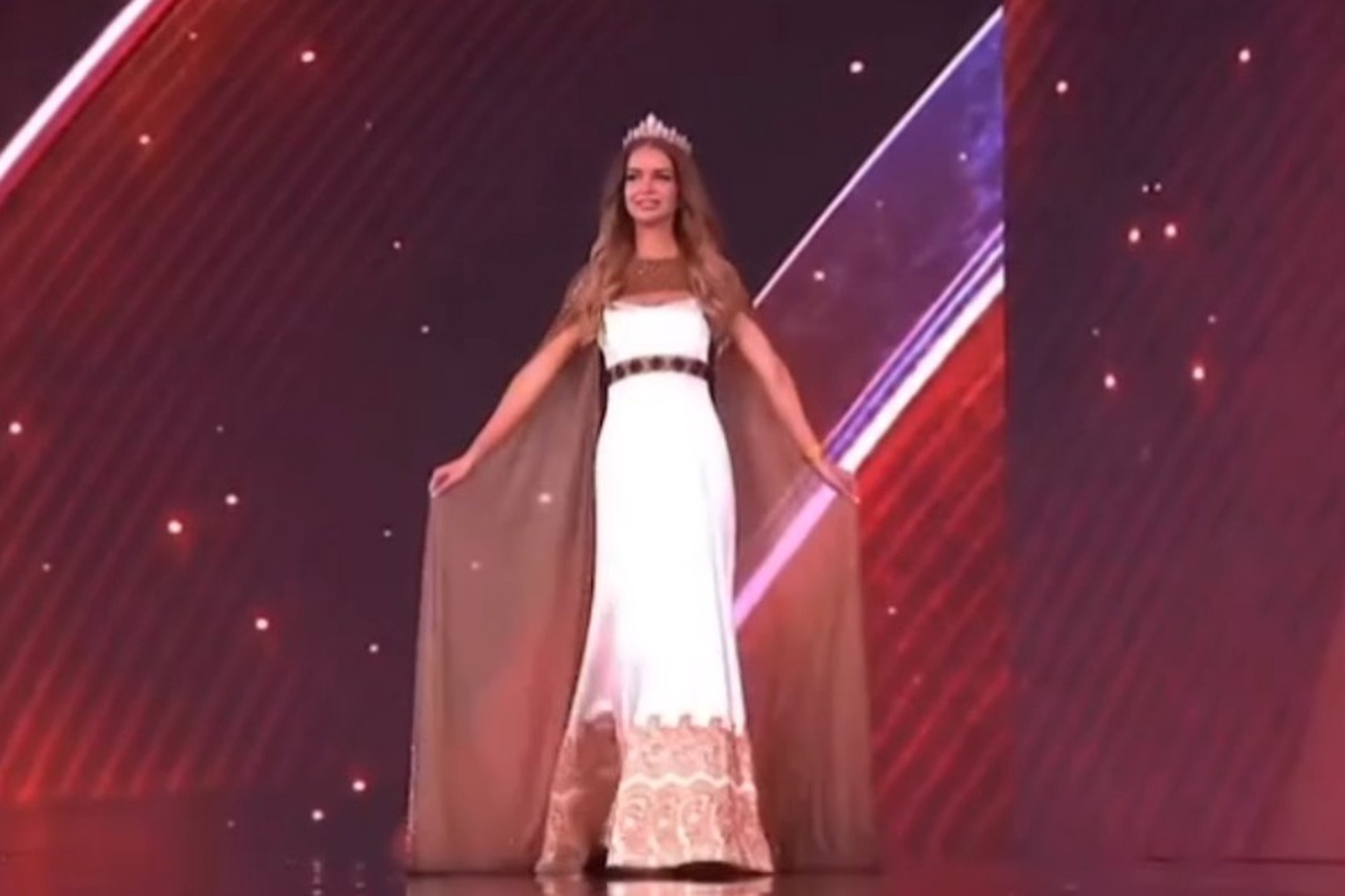 Венза разочаровала россиян платьем на «Мисс Вселенная»